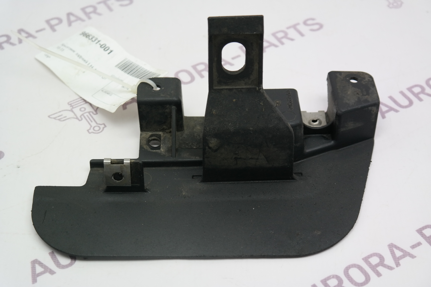 Брызговик задний LH Audi Q7