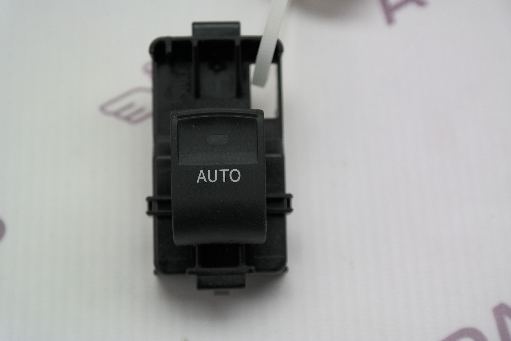 Кнопка стеклоподъемника Toyota Land Cruiser Prado 1GDFTV 