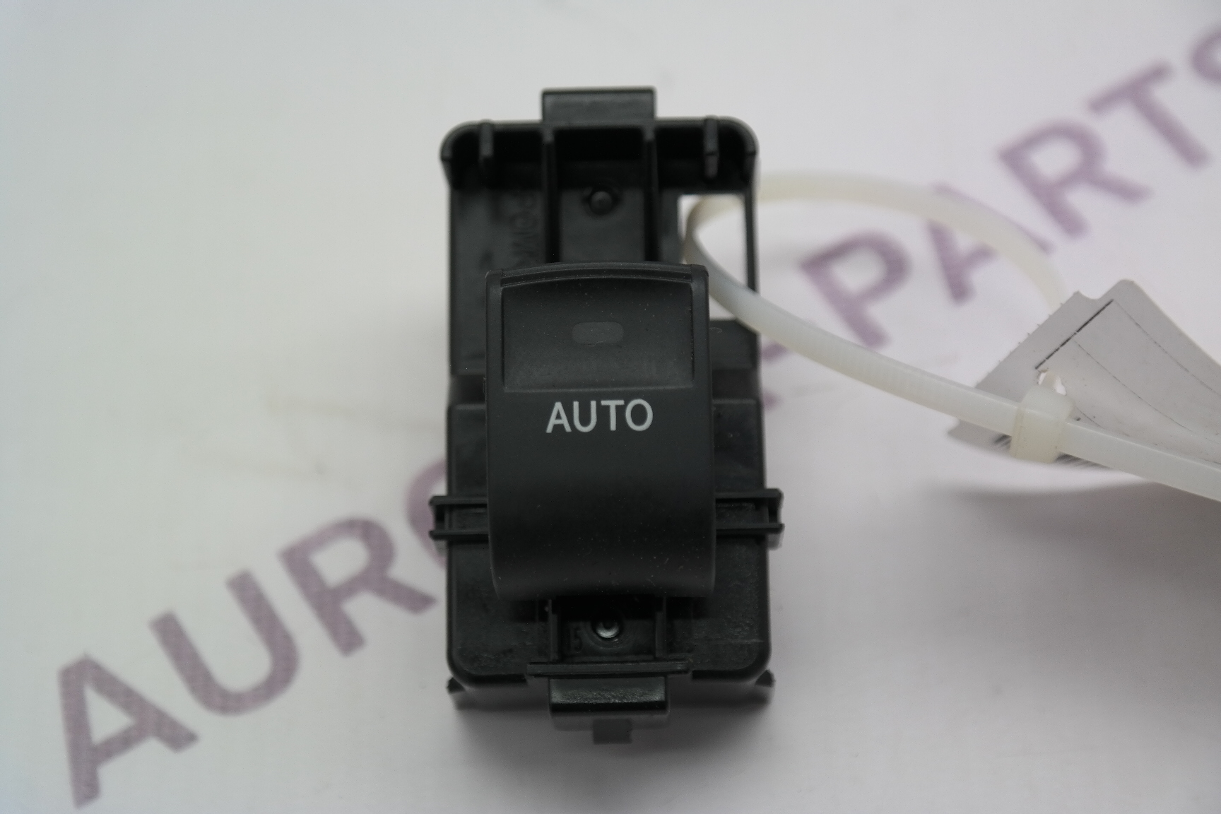 Кнопка стеклоподъемника Toyota Land Cruiser Prado 1GDFTV 