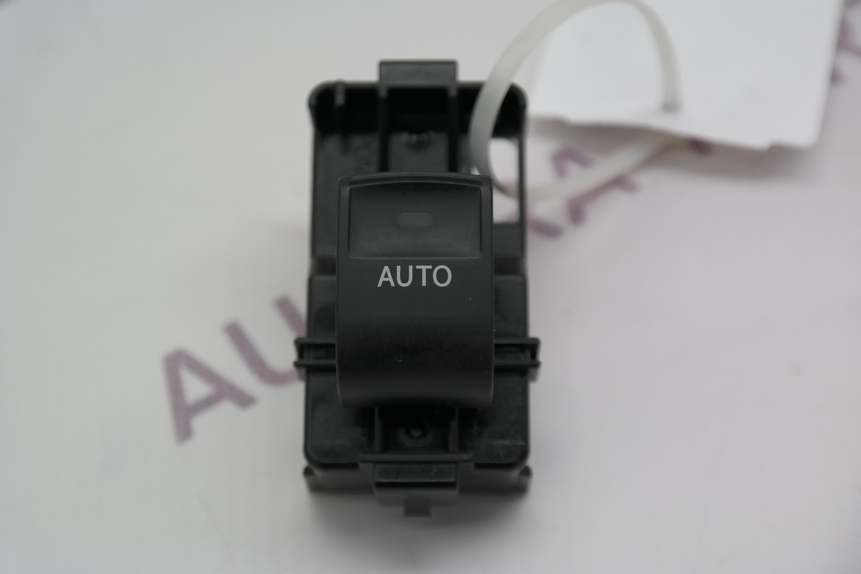 Кнопка стеклоподъемника Toyota Land Cruiser Prado 1GDFTV 