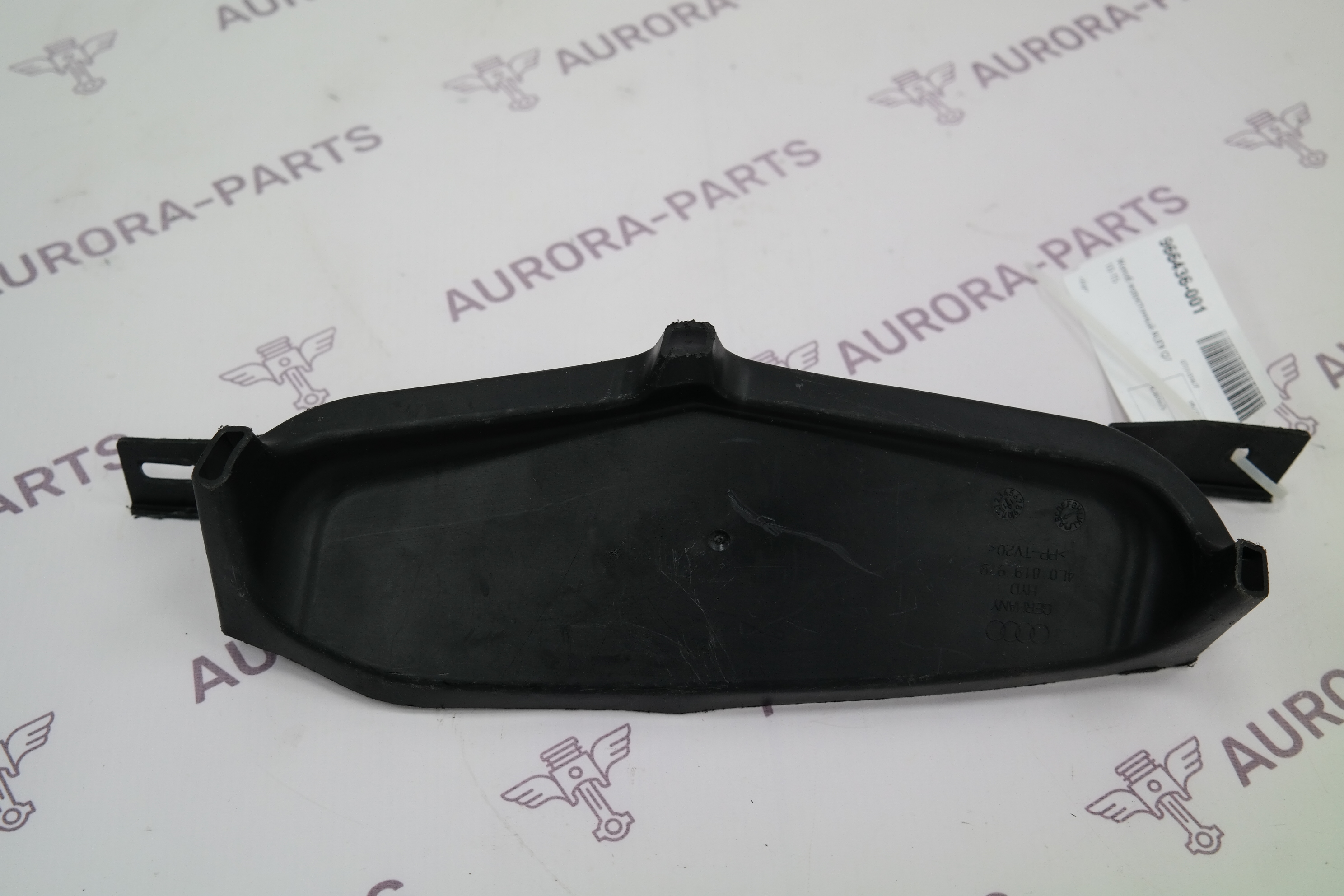 Желоб водосточный Audi Q7