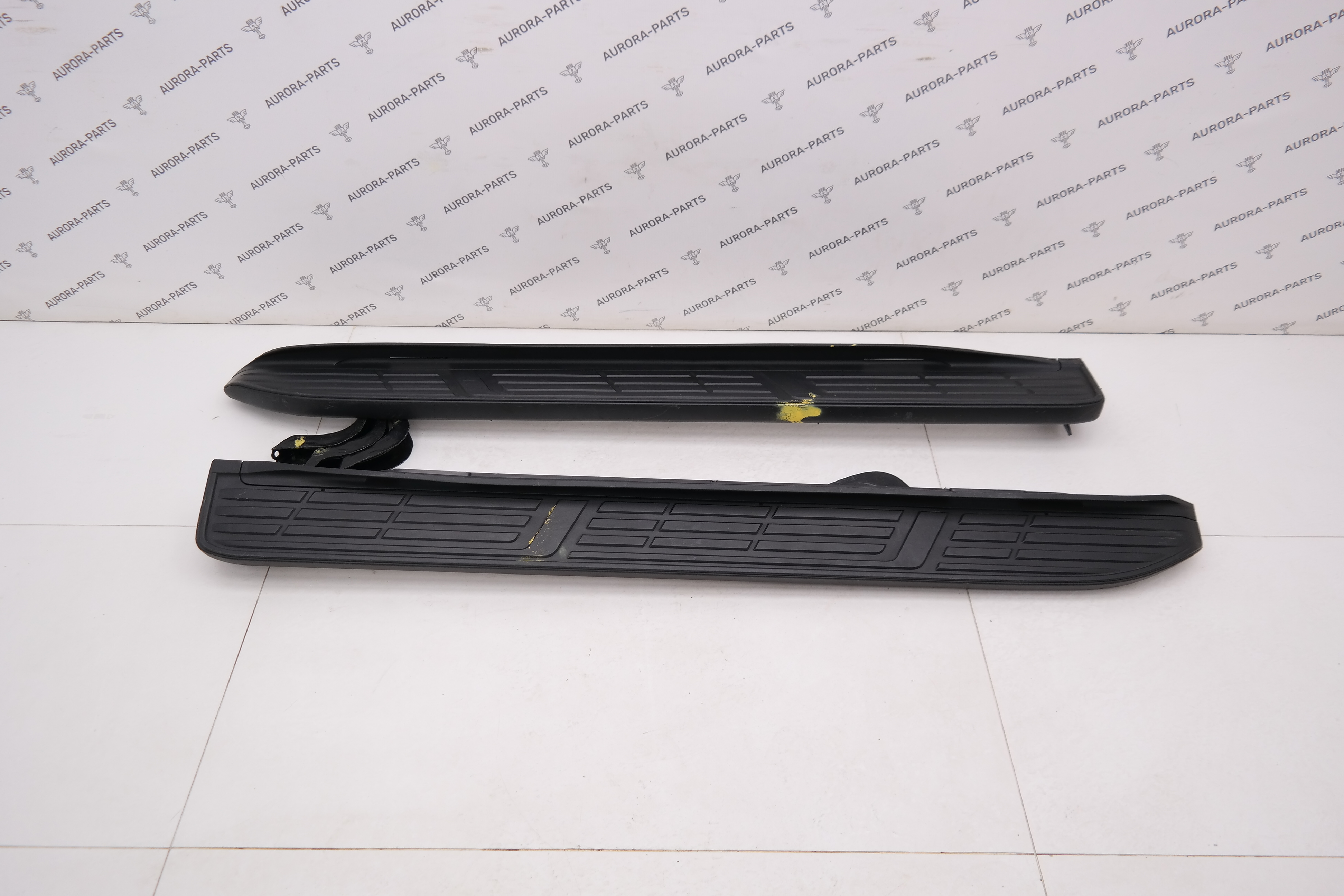 Комплект порогов Toyota Land Cruiser Prado 1GDFTV 