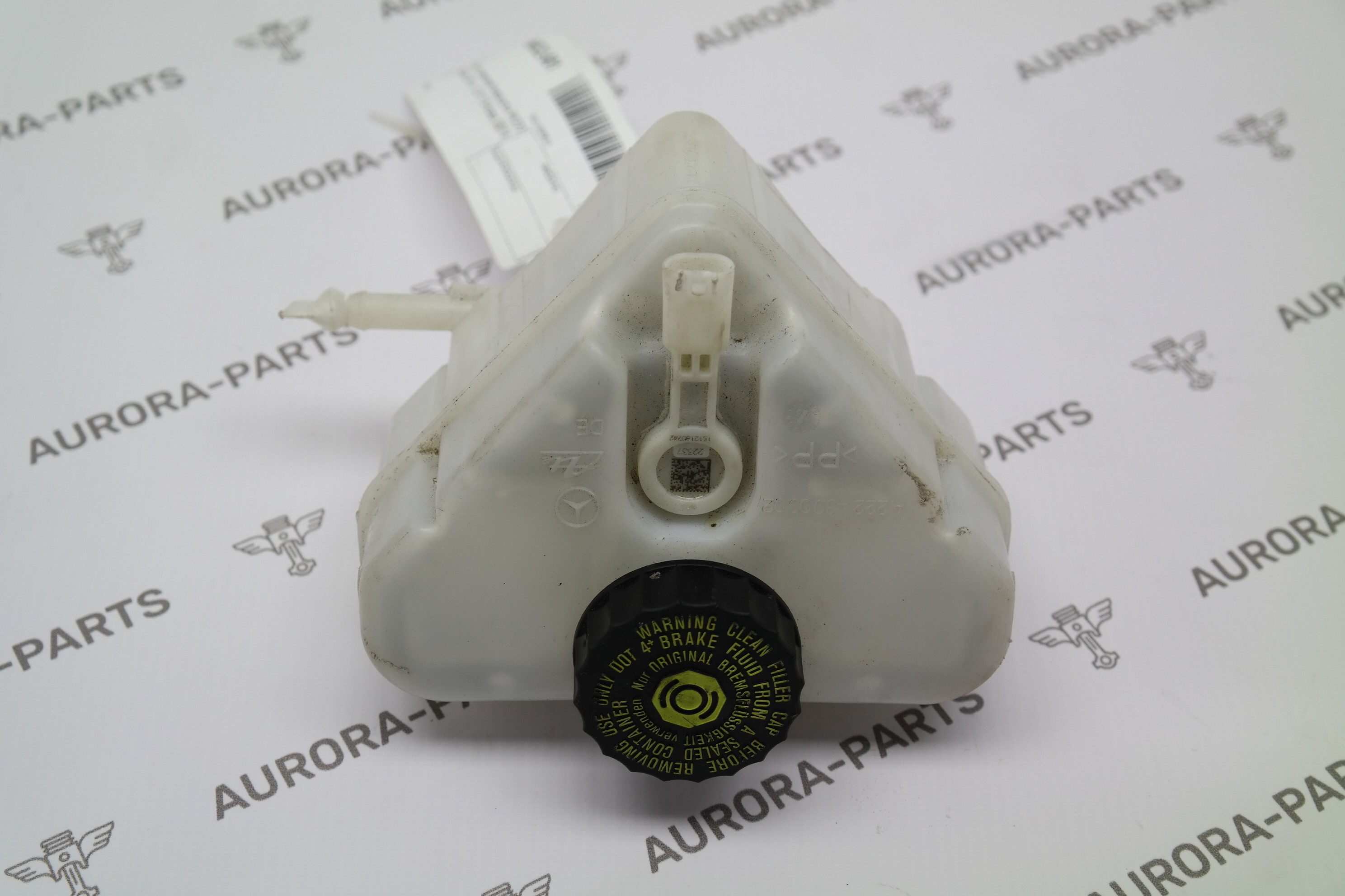 Бачок тормозной жидкости Mercedes S-Klasse