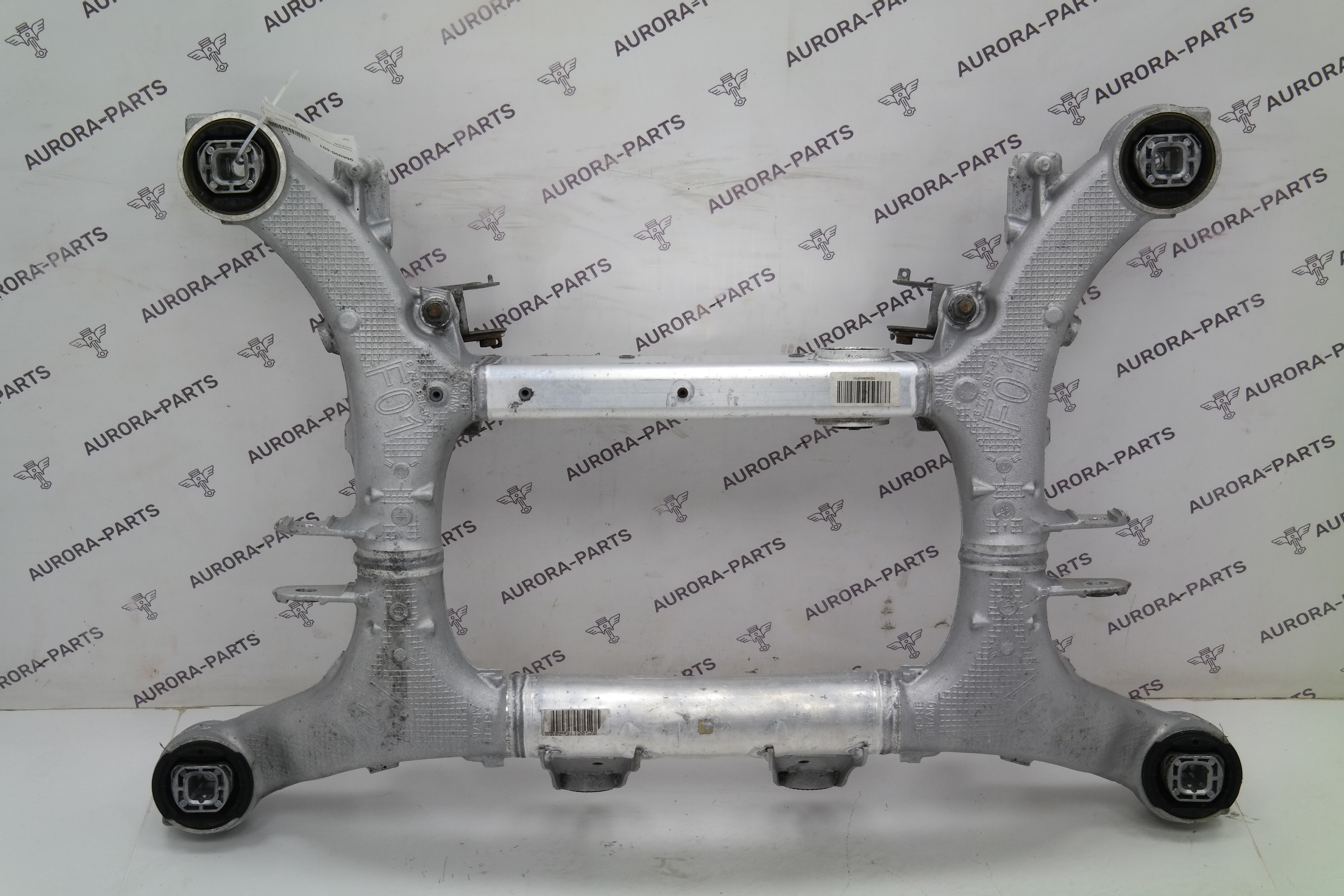 Подрамник заднего моста BMW 7-Series