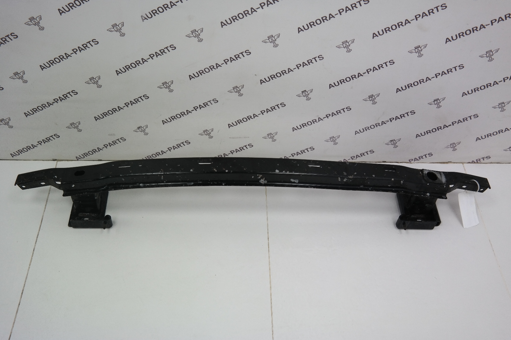 Усилитель заднего бампера BMW 7-Series