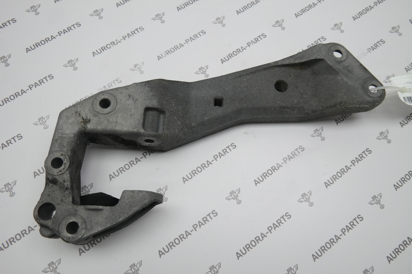 Кронштейн АКПП BMW 7-Series