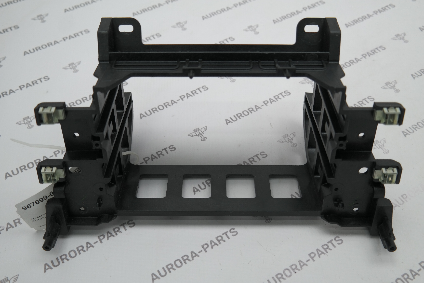 Кронштейн панели приборов BMW 7-Series