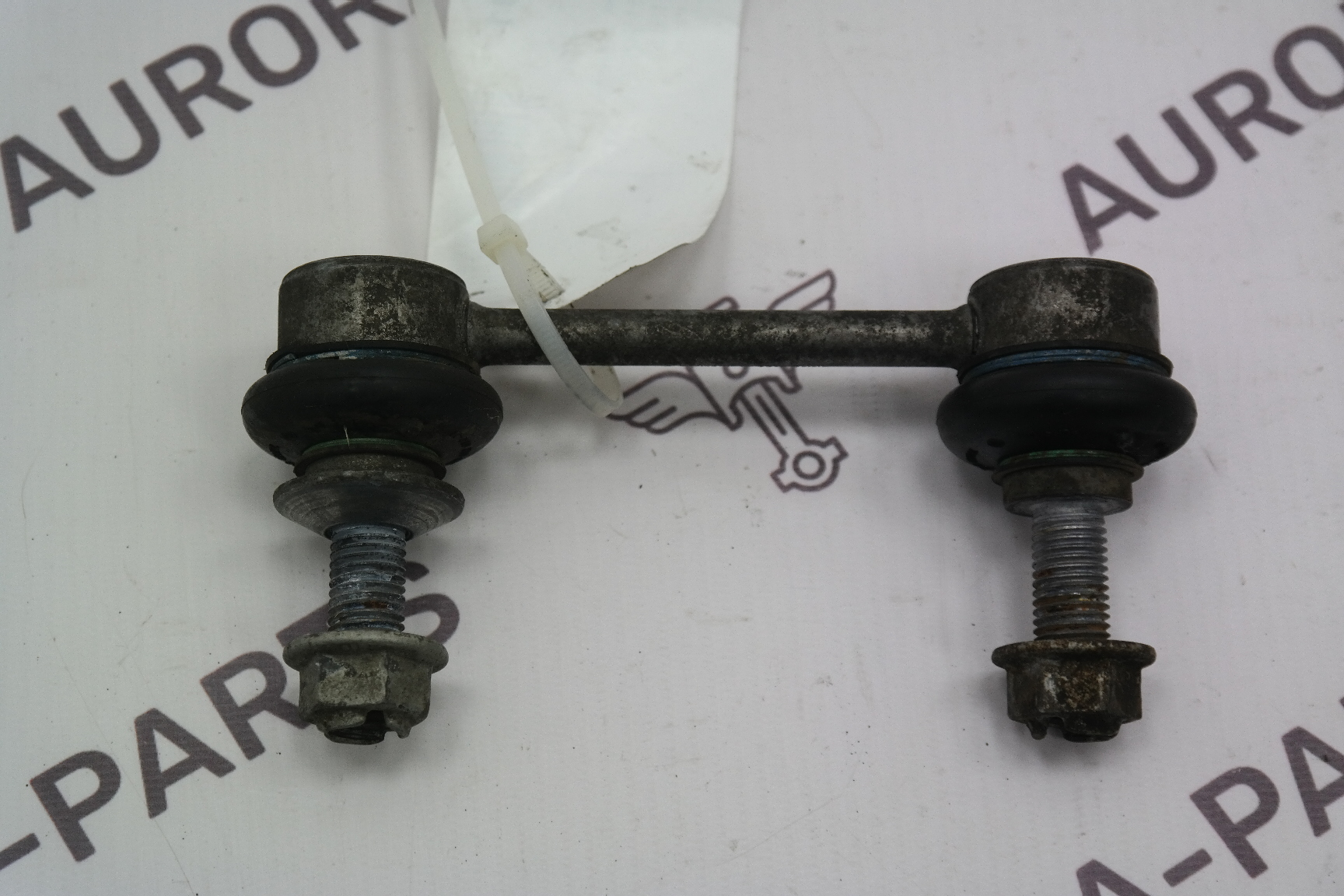 Стойка стабилизатора задней подвески LH=RH BMW 7-Series