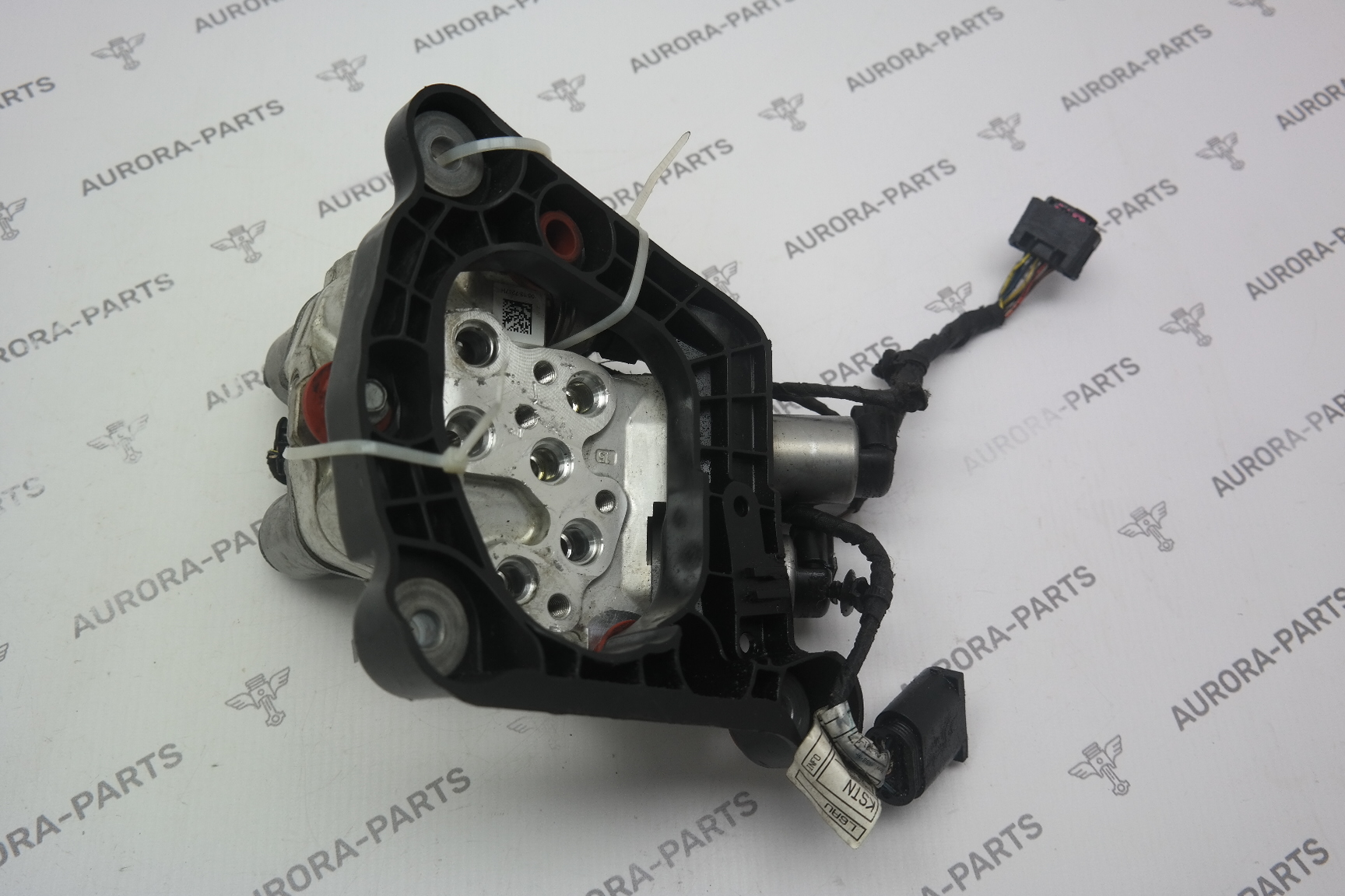 Блок клапанов активного стабилизатора BMW 7-Series