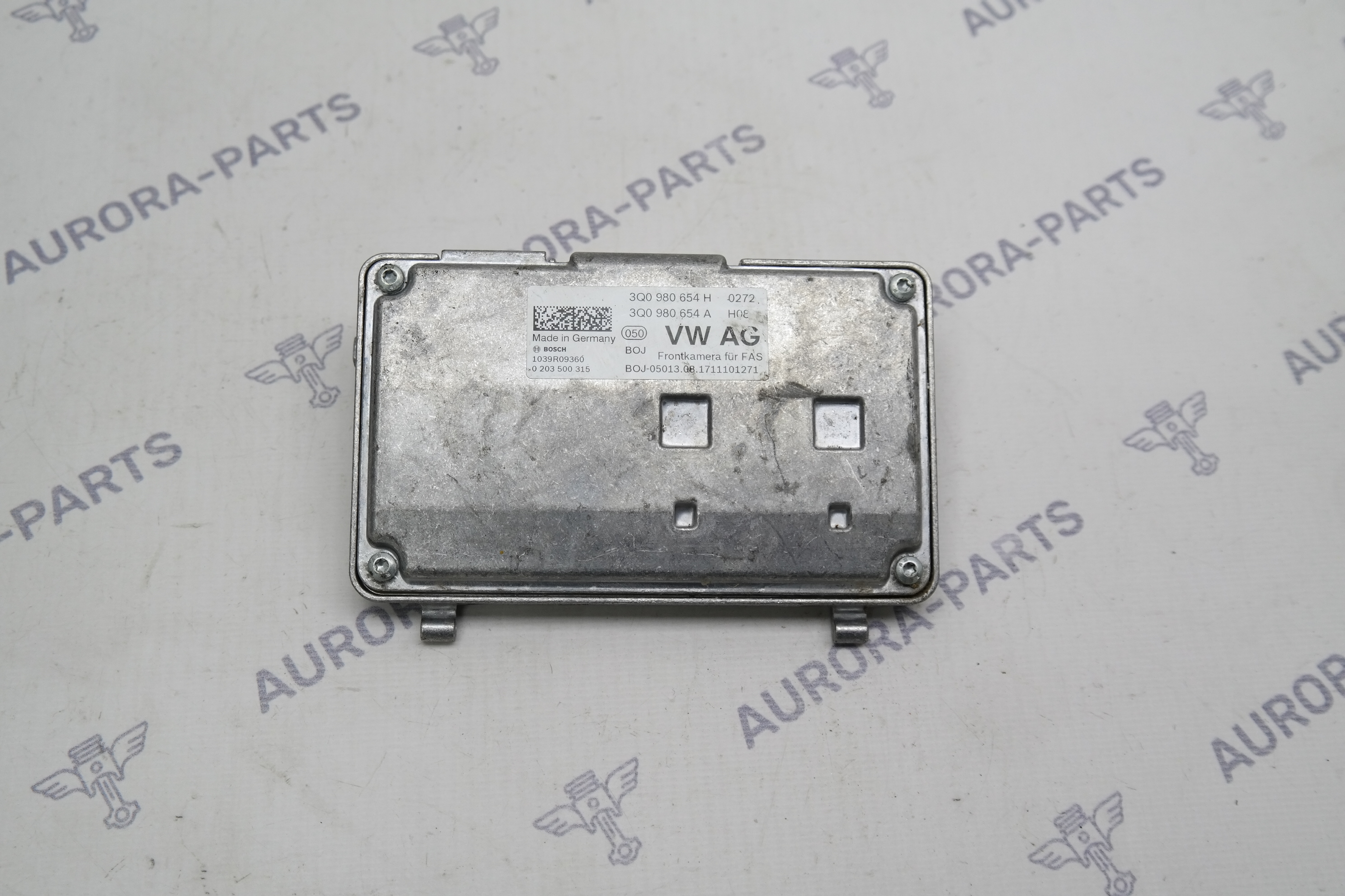 Камера вспомогательных систем водителя VW Tiguan