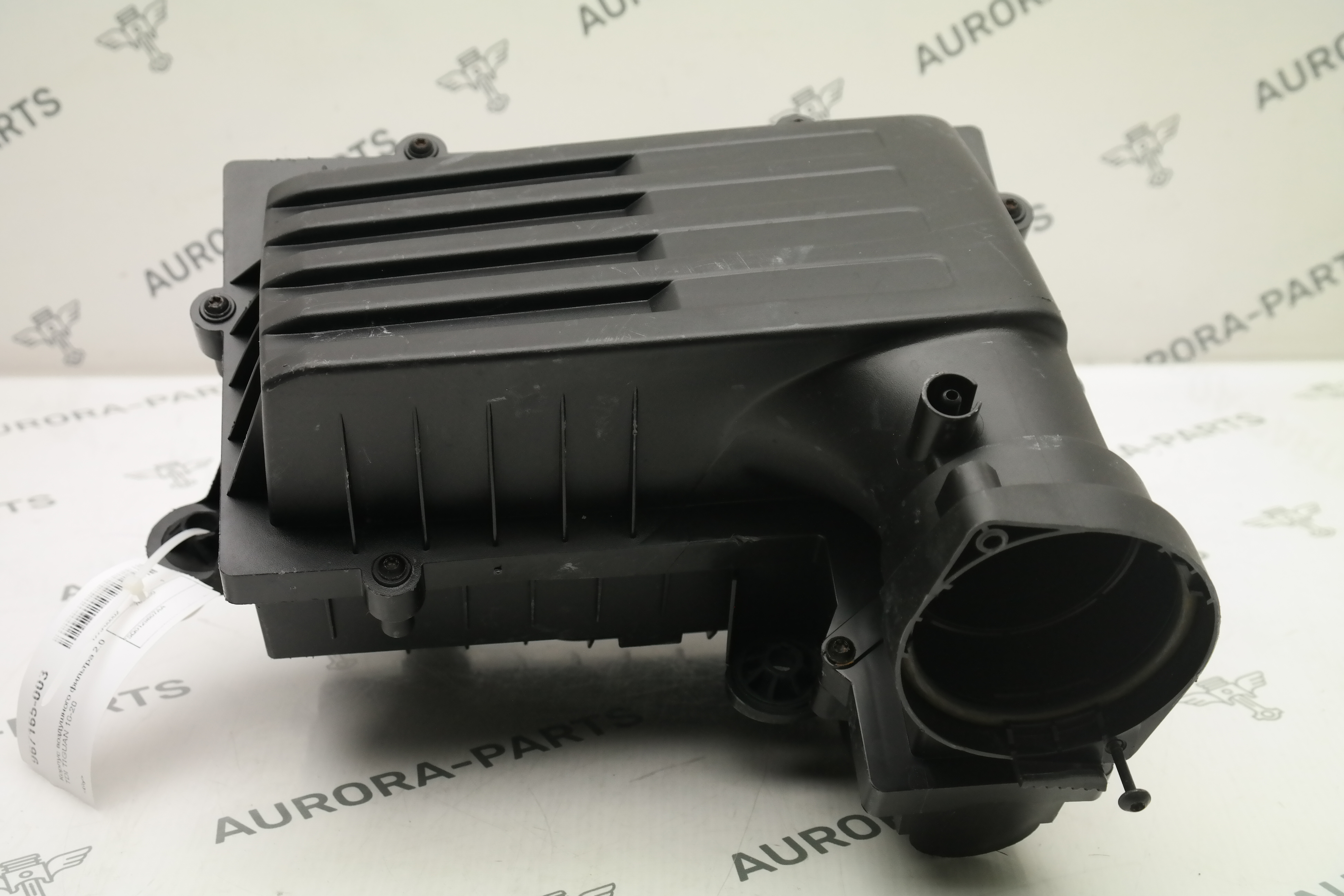 Корпус воздушного фильтра 2.0 TDI VW Tiguan