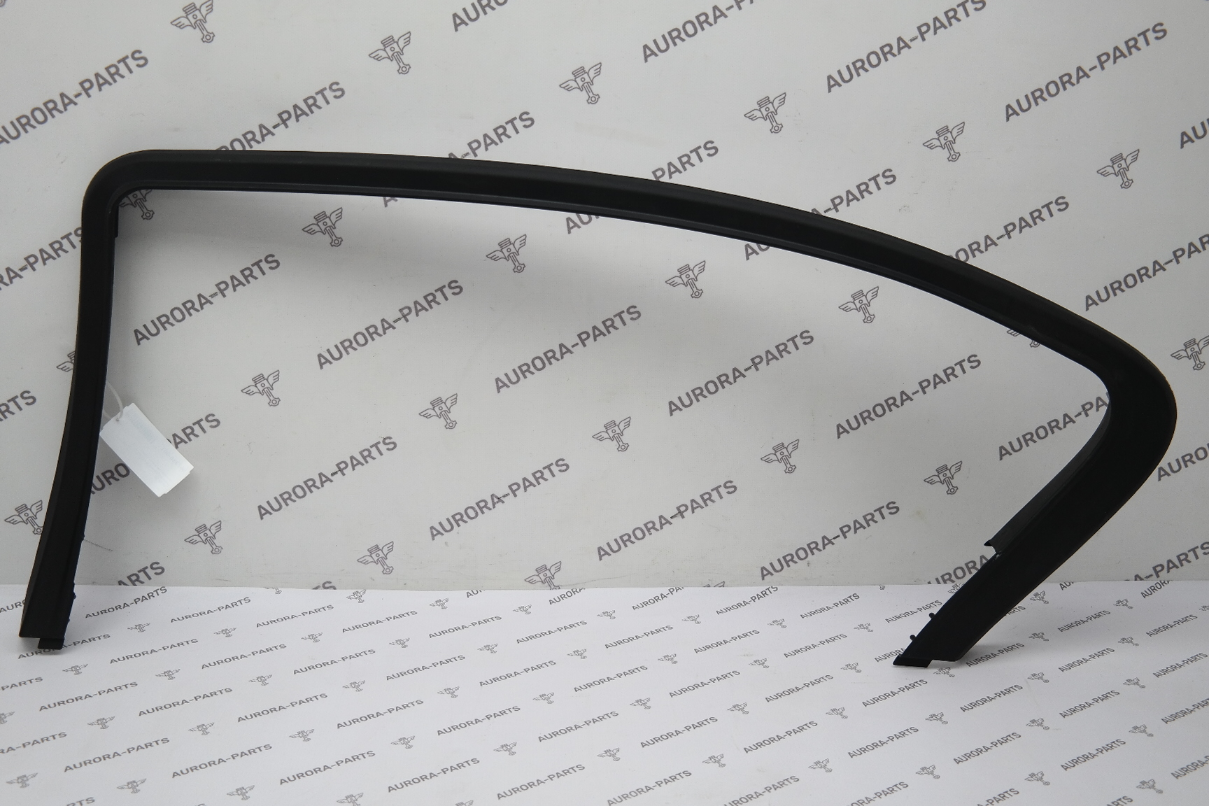 Накладка рамы окна задней двери внутренняя (Long) RH BMW 7-Series