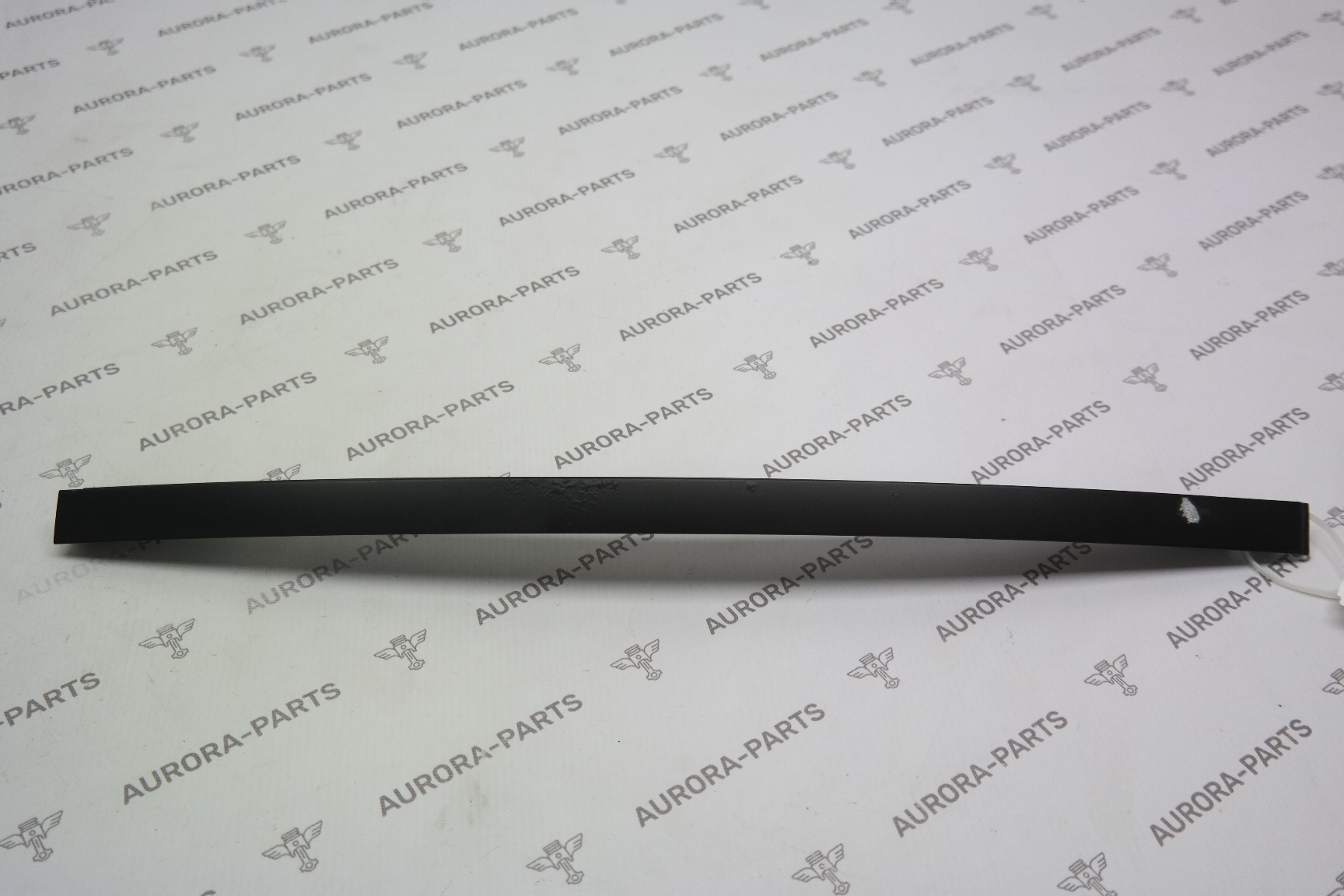 Накладка направляющей стойки стекла LH BMW 7-Series