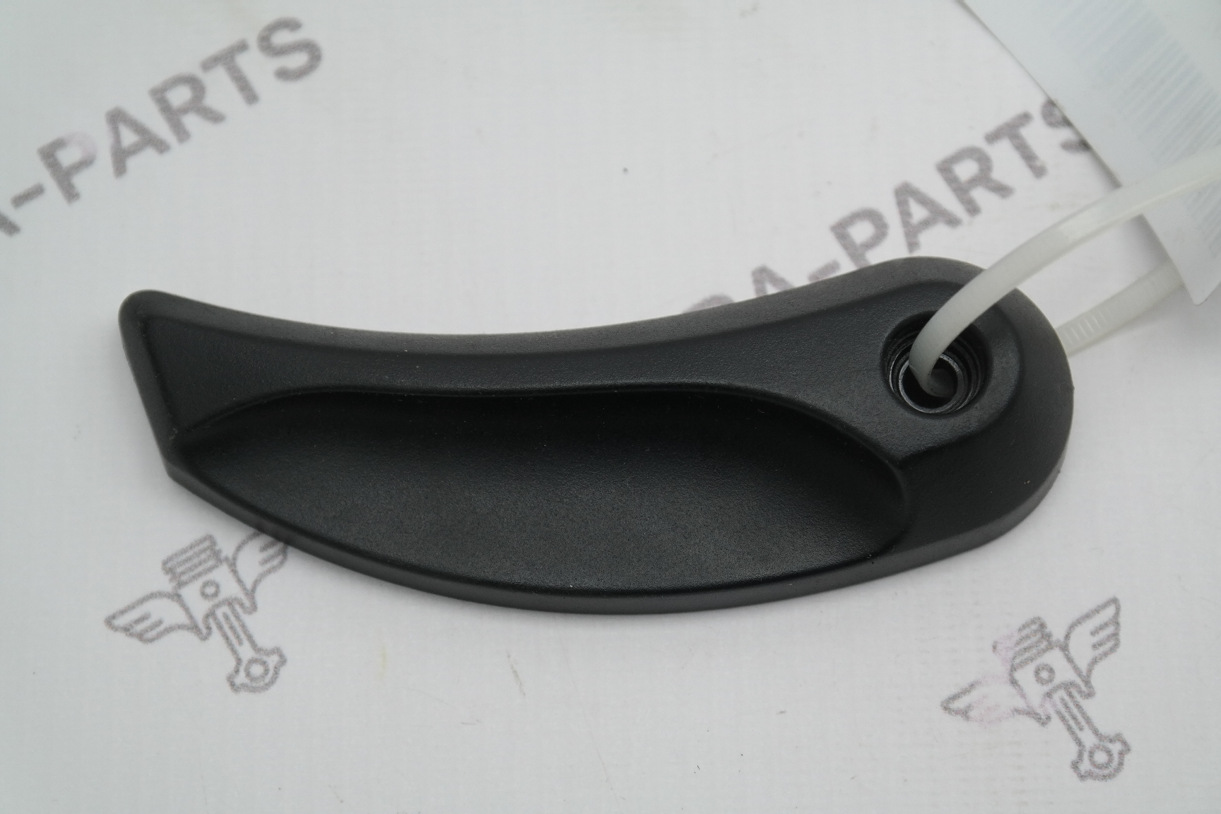 Ручка открывания капота BMW 7-Series