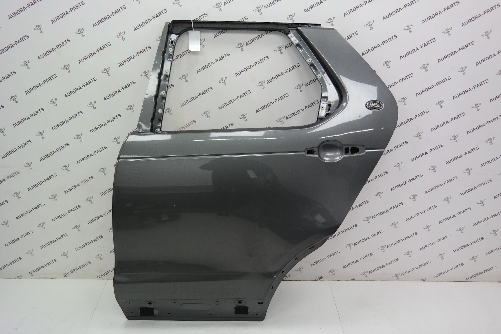 Дверь задняя c дефектом LH Land Rover Discovery