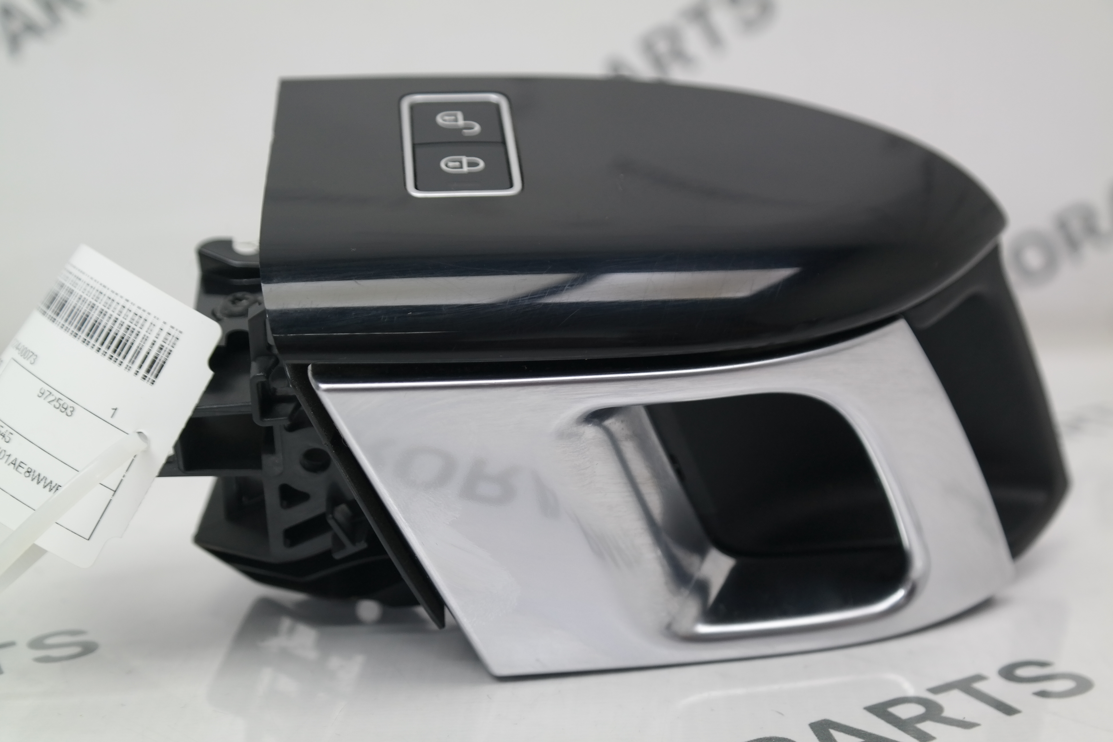 Ручка задней двери внутренняя LH Land Rover Range Rover Sport