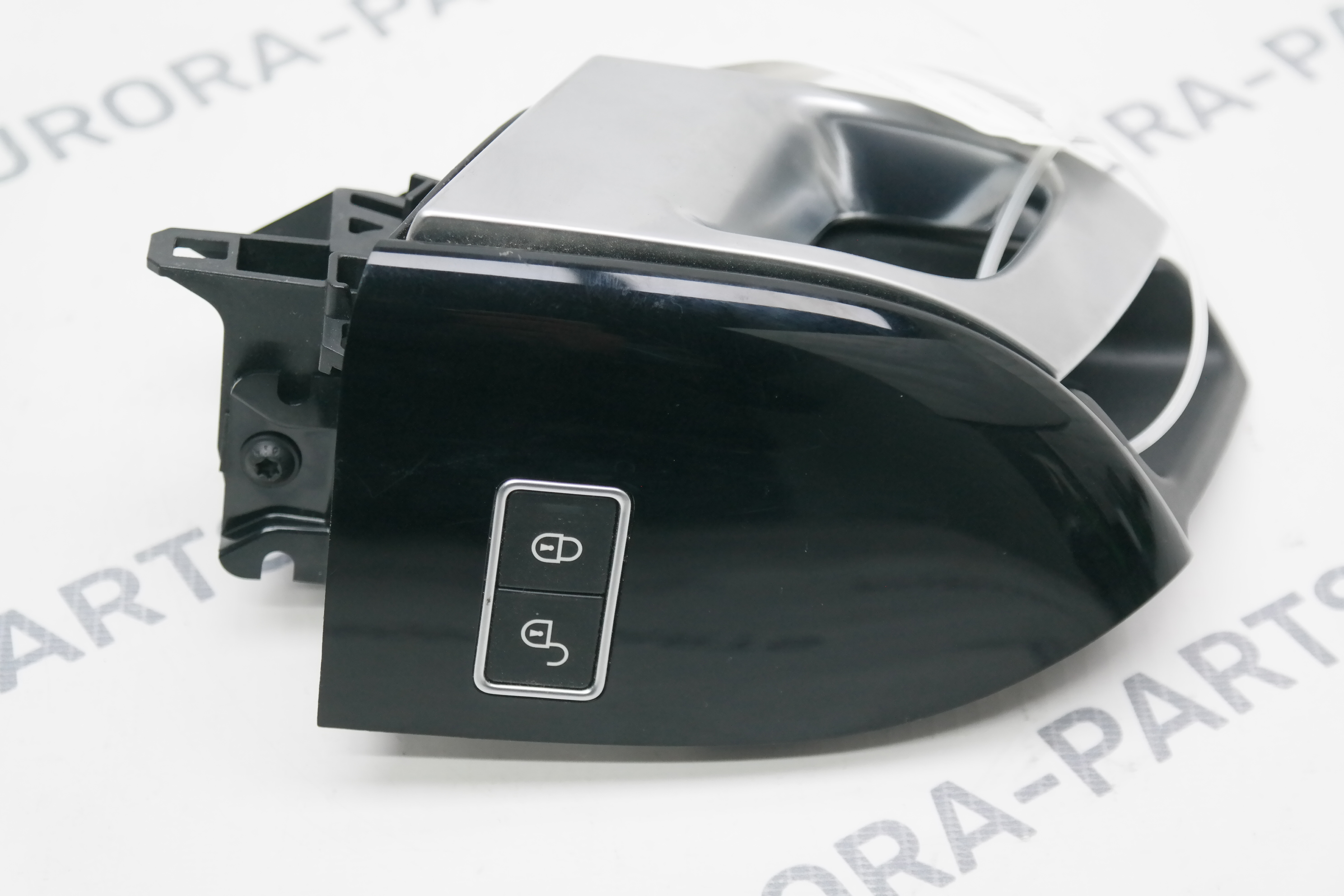 Ручка задней двери внутренняя RH Land Rover Range Rover Sport