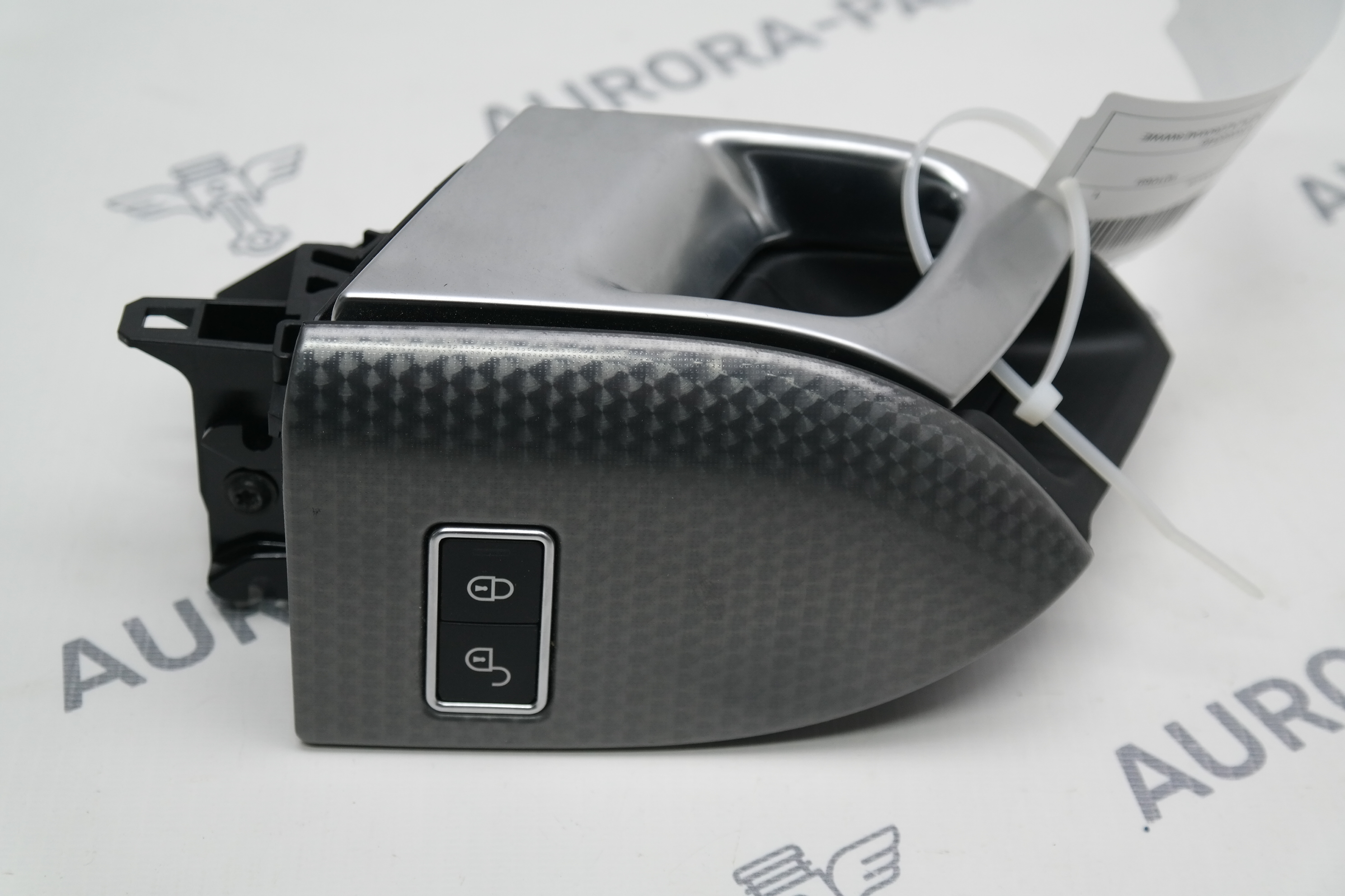 Ручка задней двери внутренняя RH Land Rover Range Rover Sport