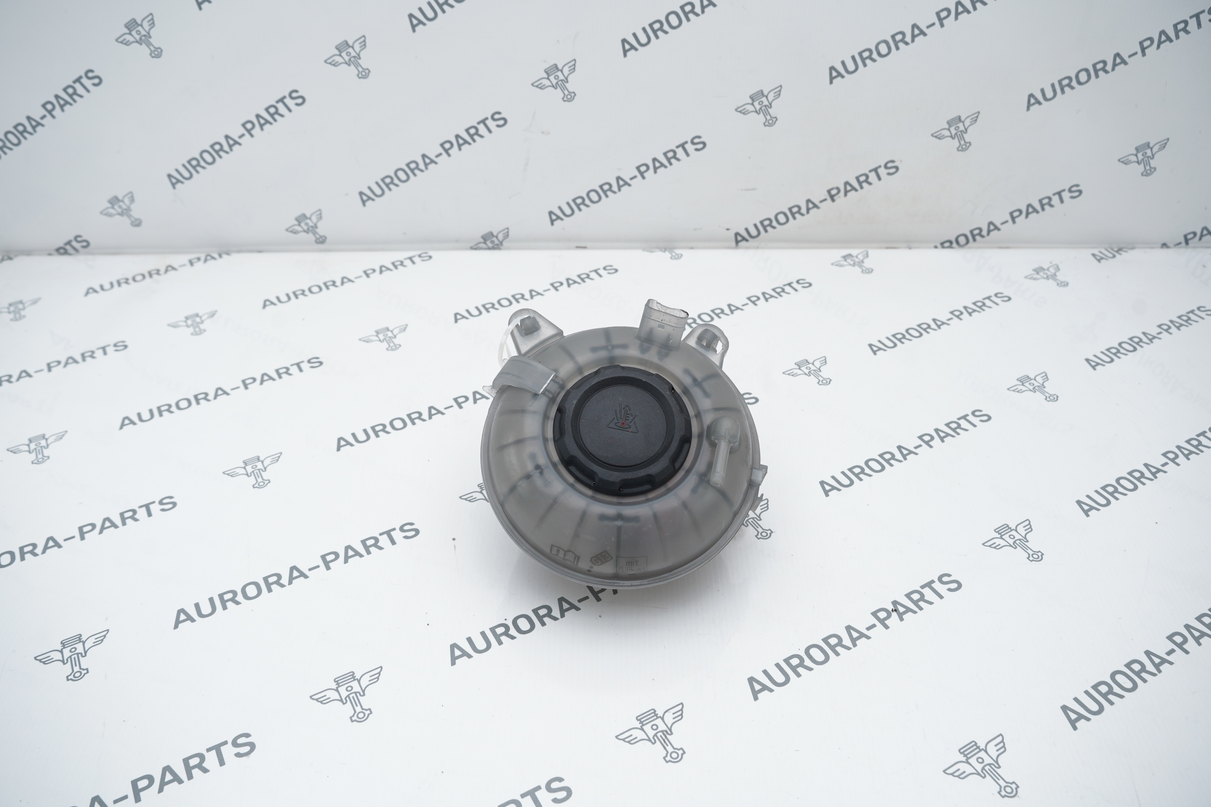 Бачок расширительный VW Tiguan