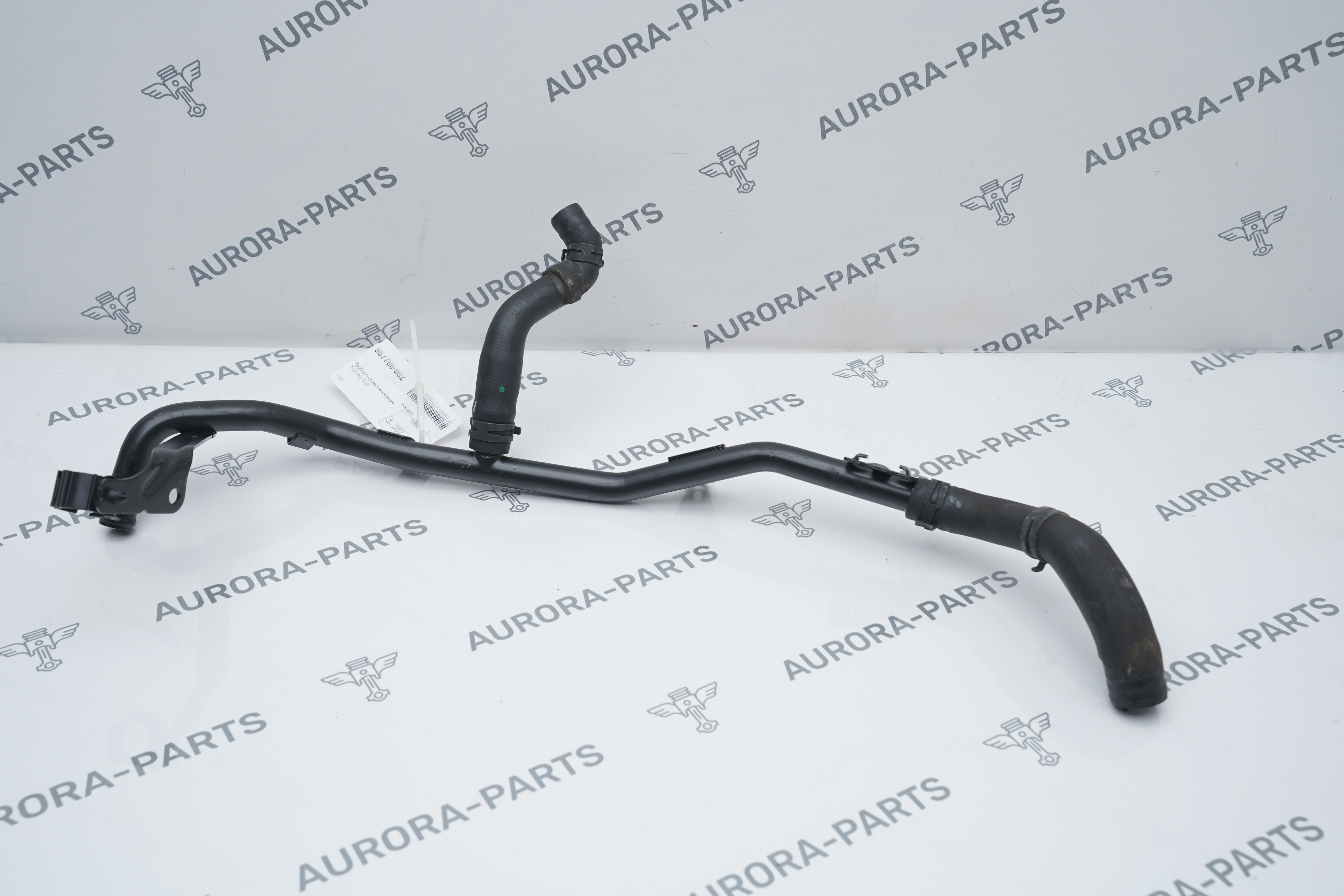 Трубка системы охлаждения VW Tiguan