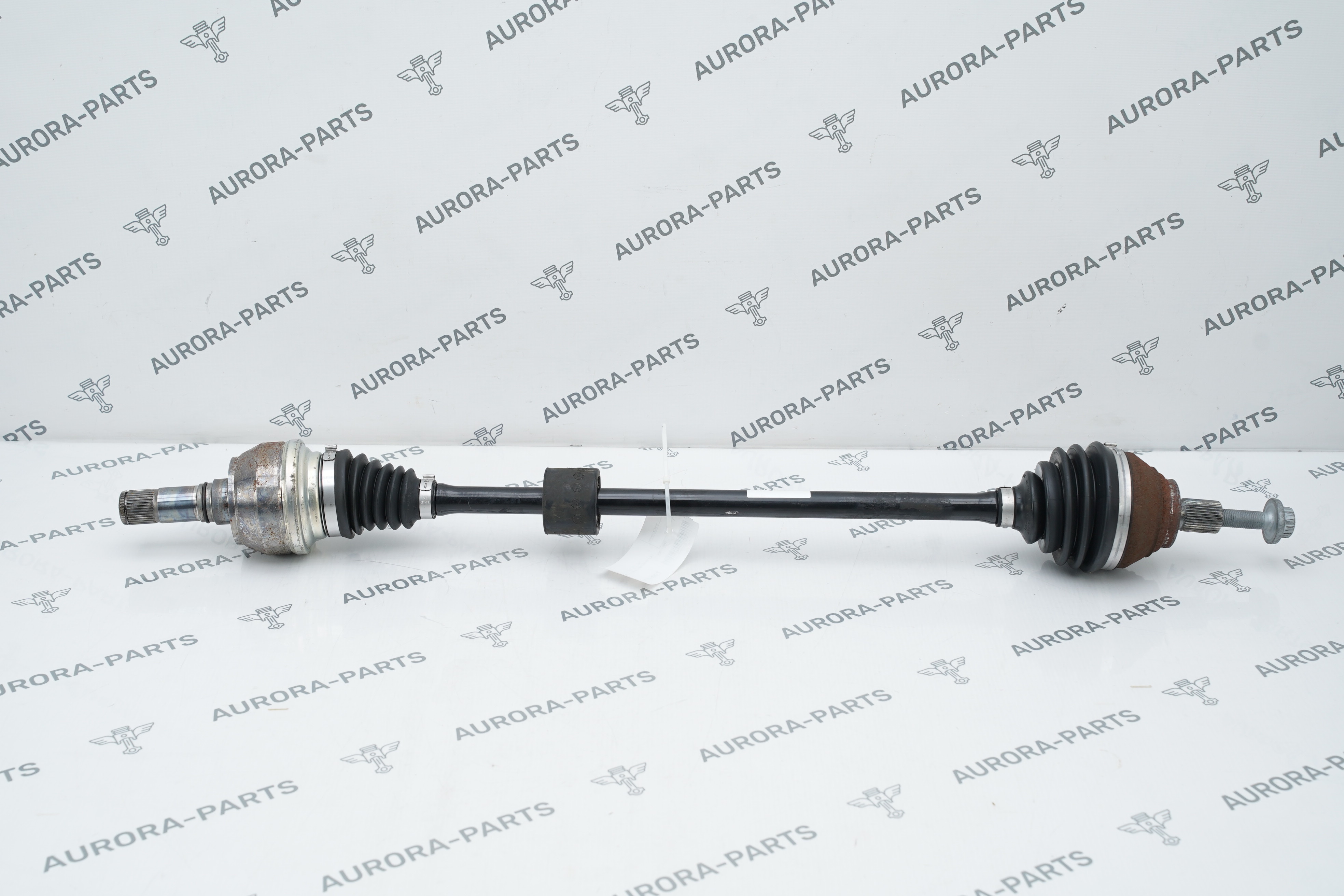 Привод в сборе передний RH VW Tiguan