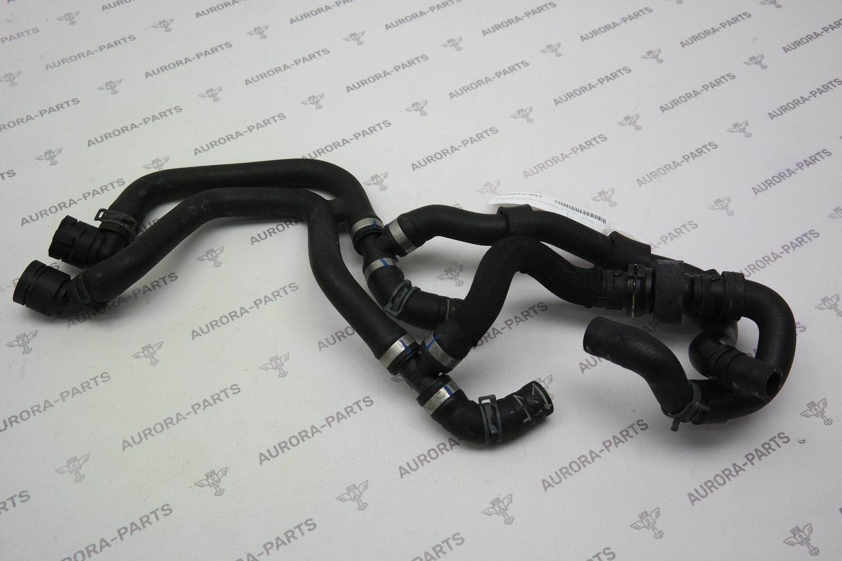 Патрубок системы охлаждения VW Tiguan