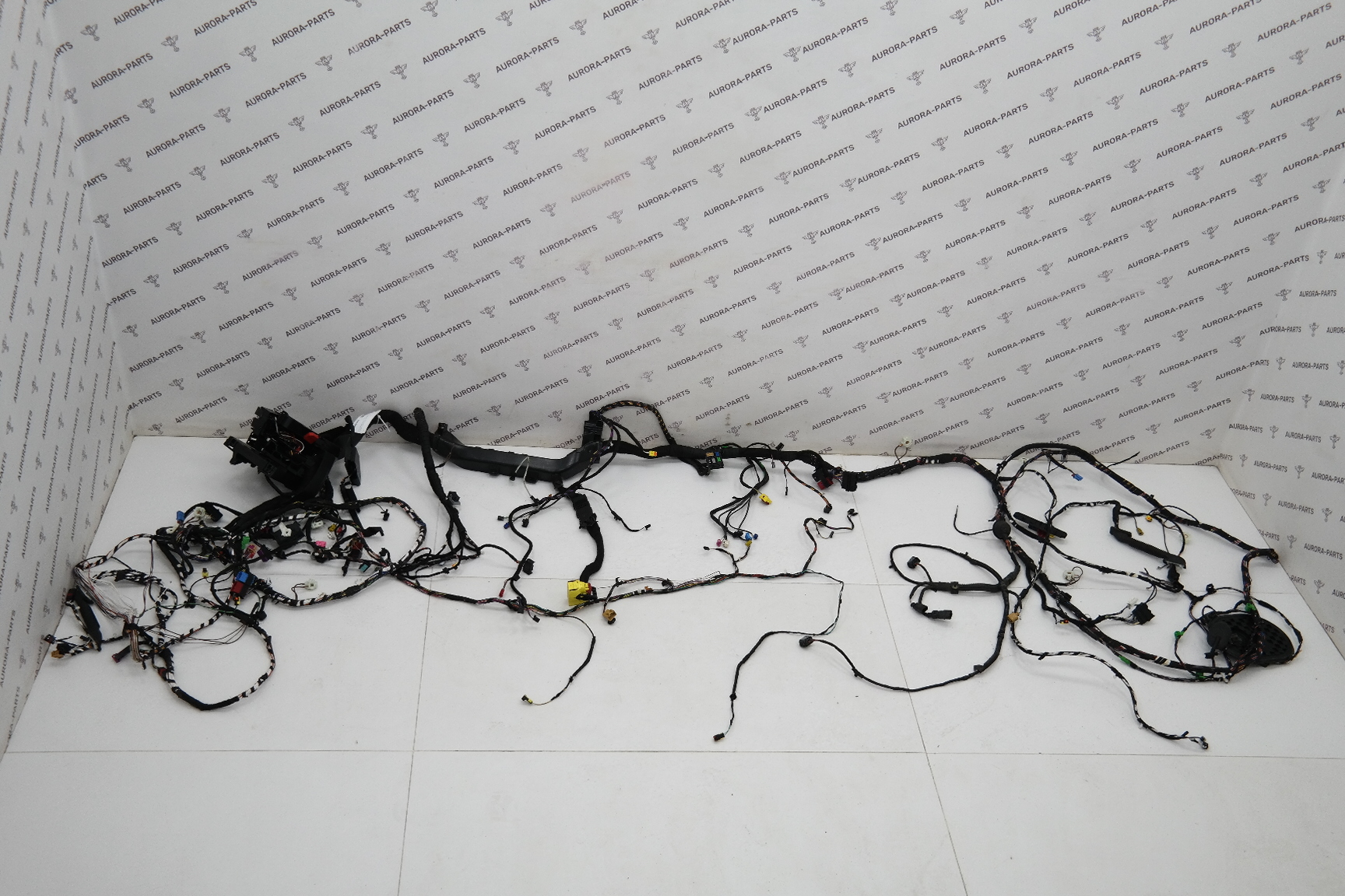 Жгут проводов салона (передний привод) VW Tiguan