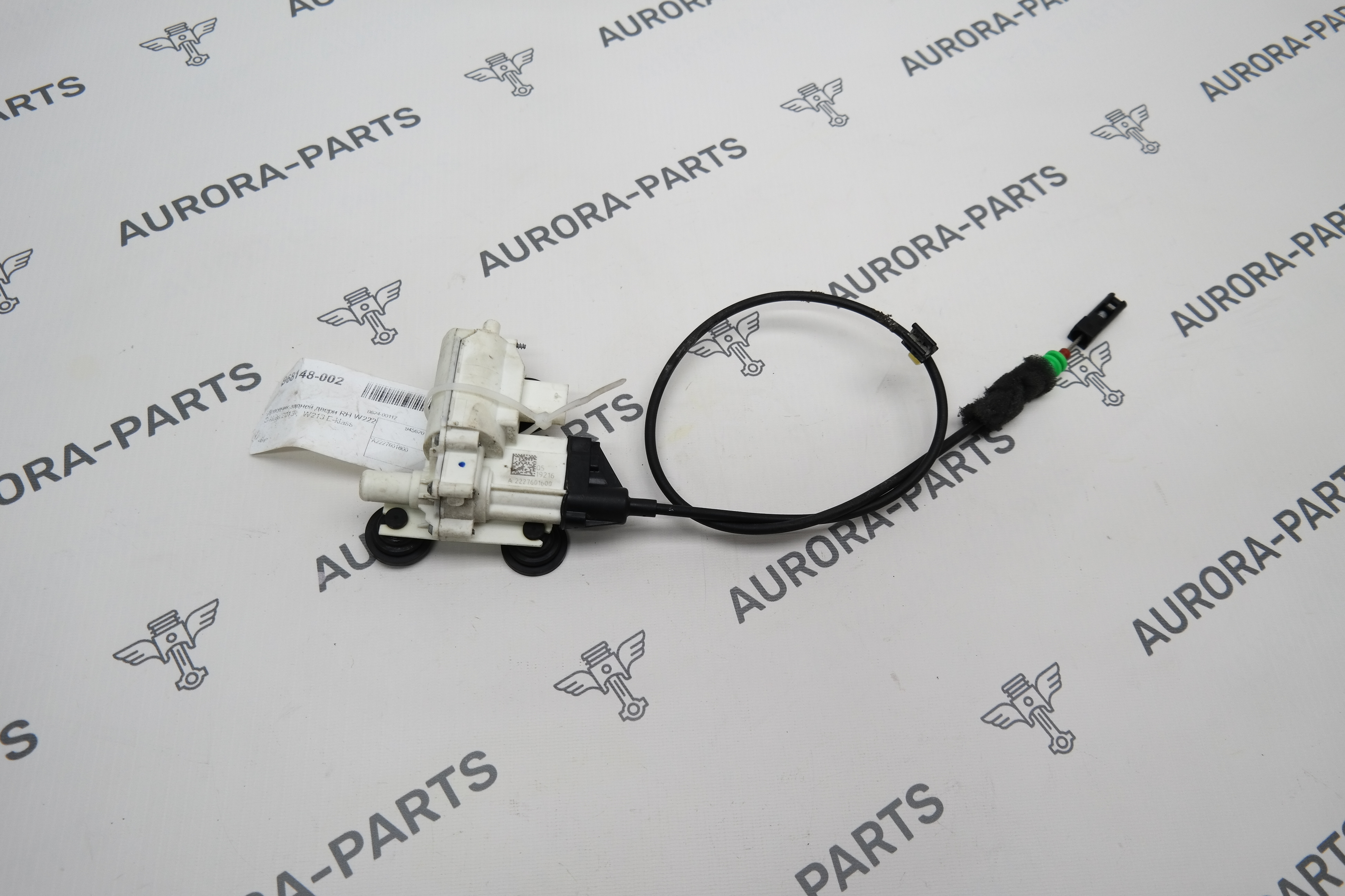 Доводчик задней двери RH Mercedes S-Klasse