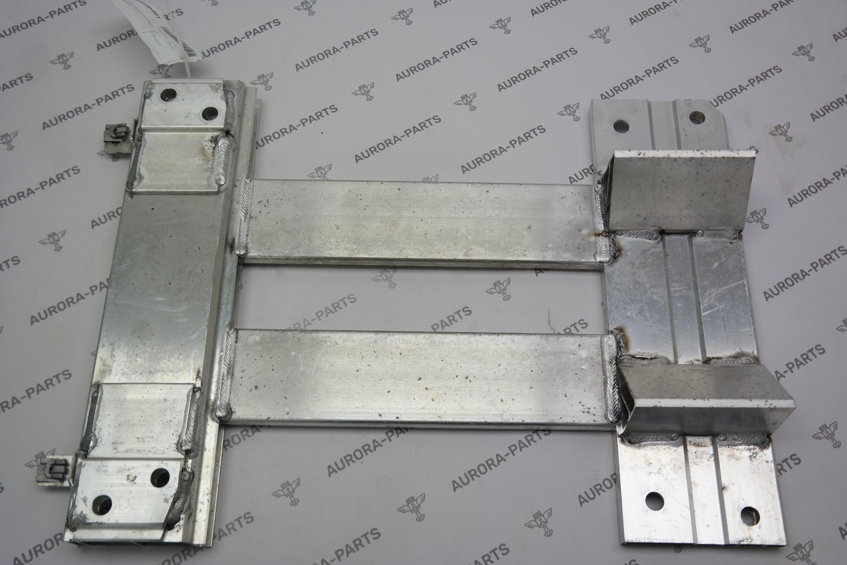 Кронштейн защиты двигателя Porsche Panamera