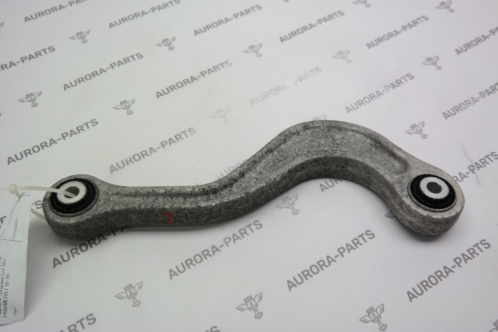 Рычаг поперечный задней подвески средний LH=RH Porsche Panamera