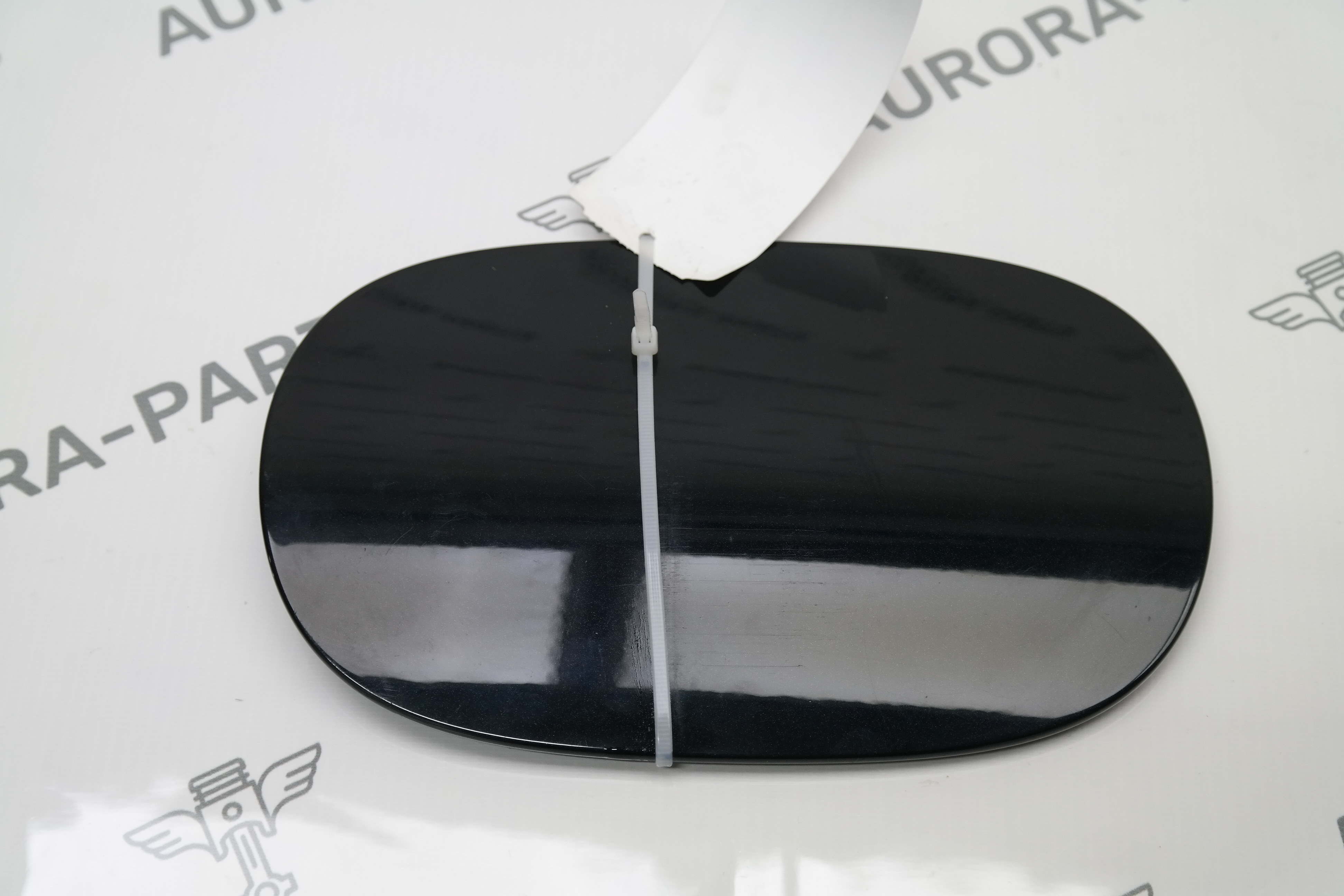 Крышка лючка топливного бака Porsche Cayenne