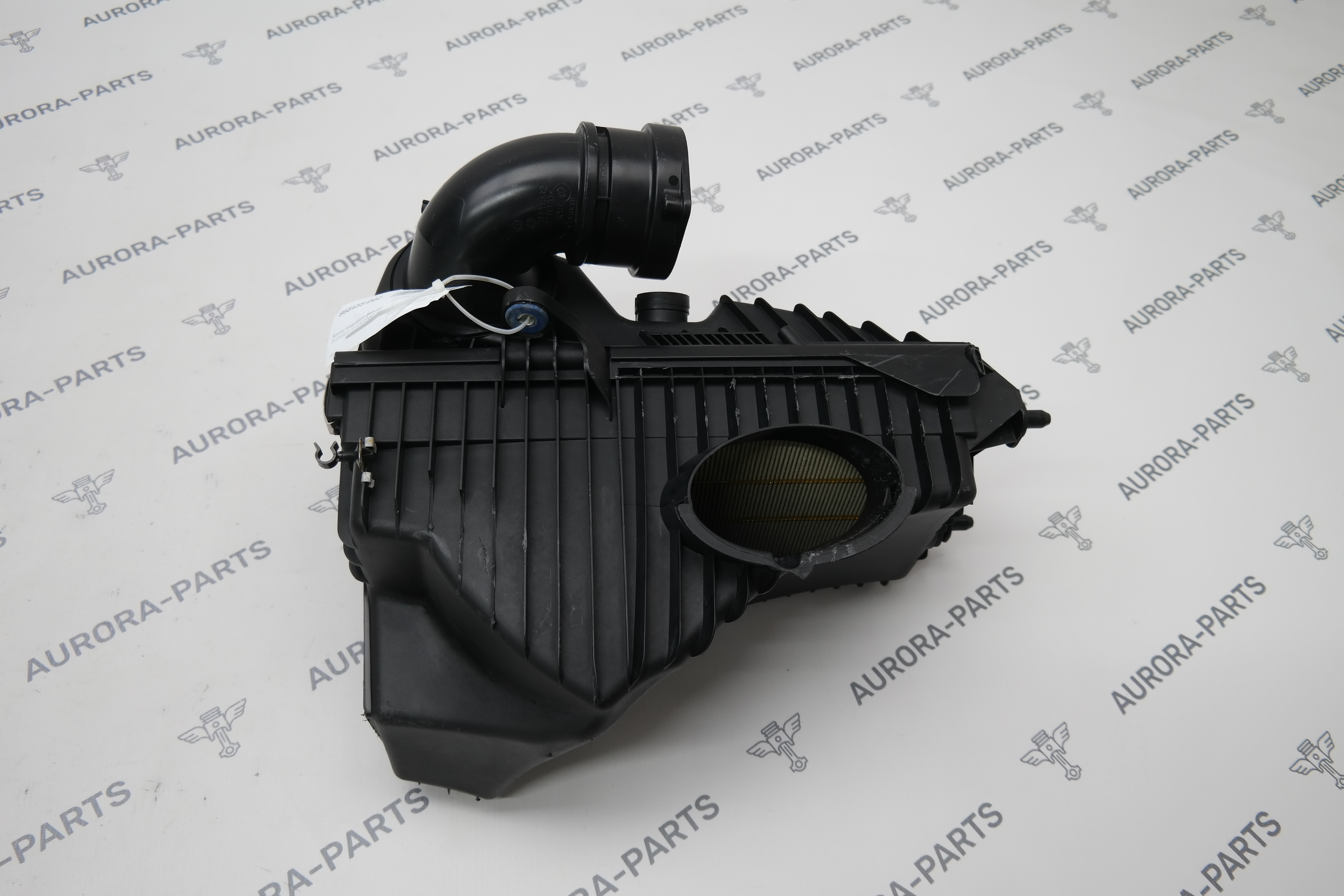 Корпус воздушного фильтра Porsche Cayenne