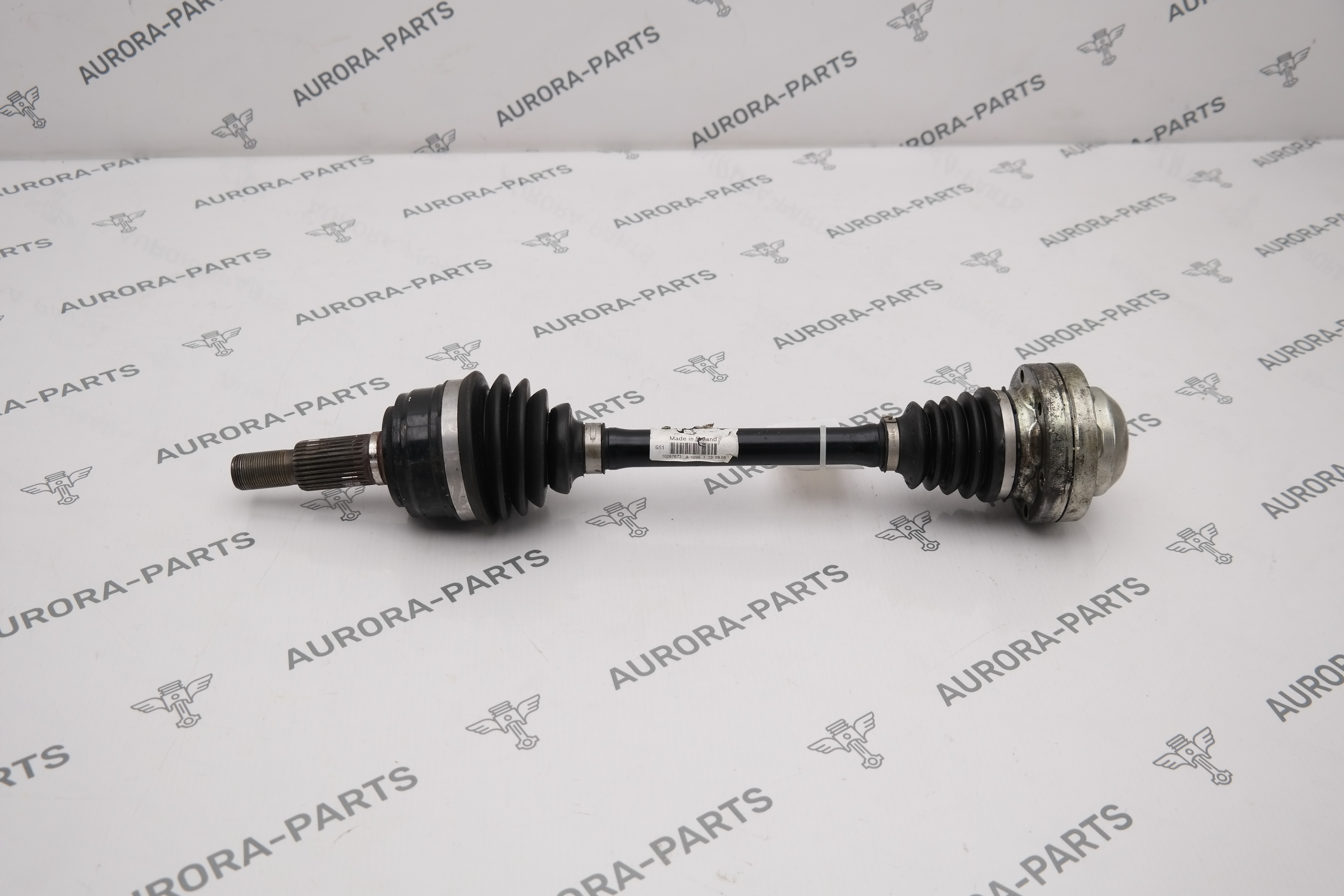 Привод в сборе передний  LH=RH Porsche Cayenne