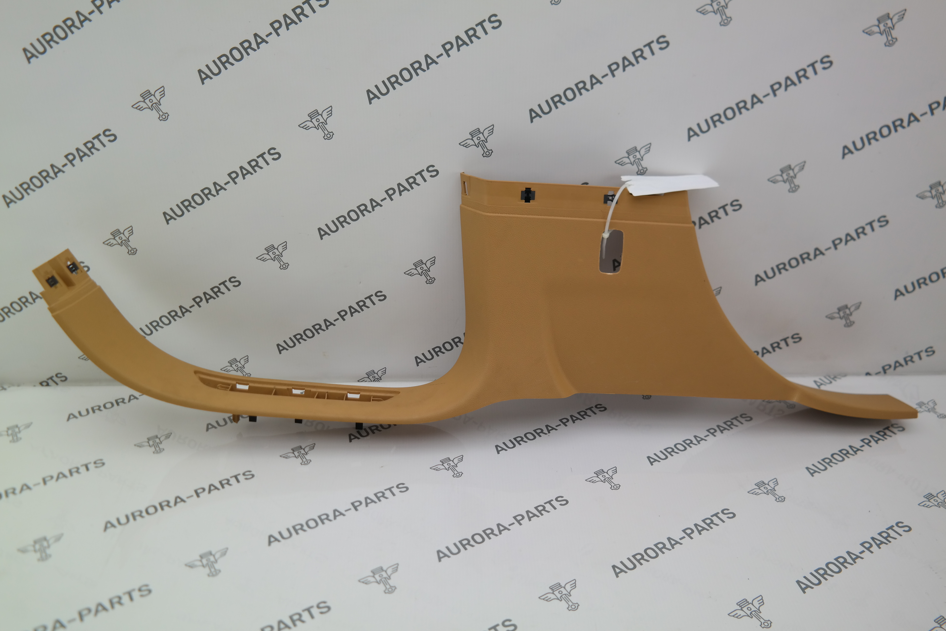 Накладка порога внутренняя задняя LH Porsche Cayenne