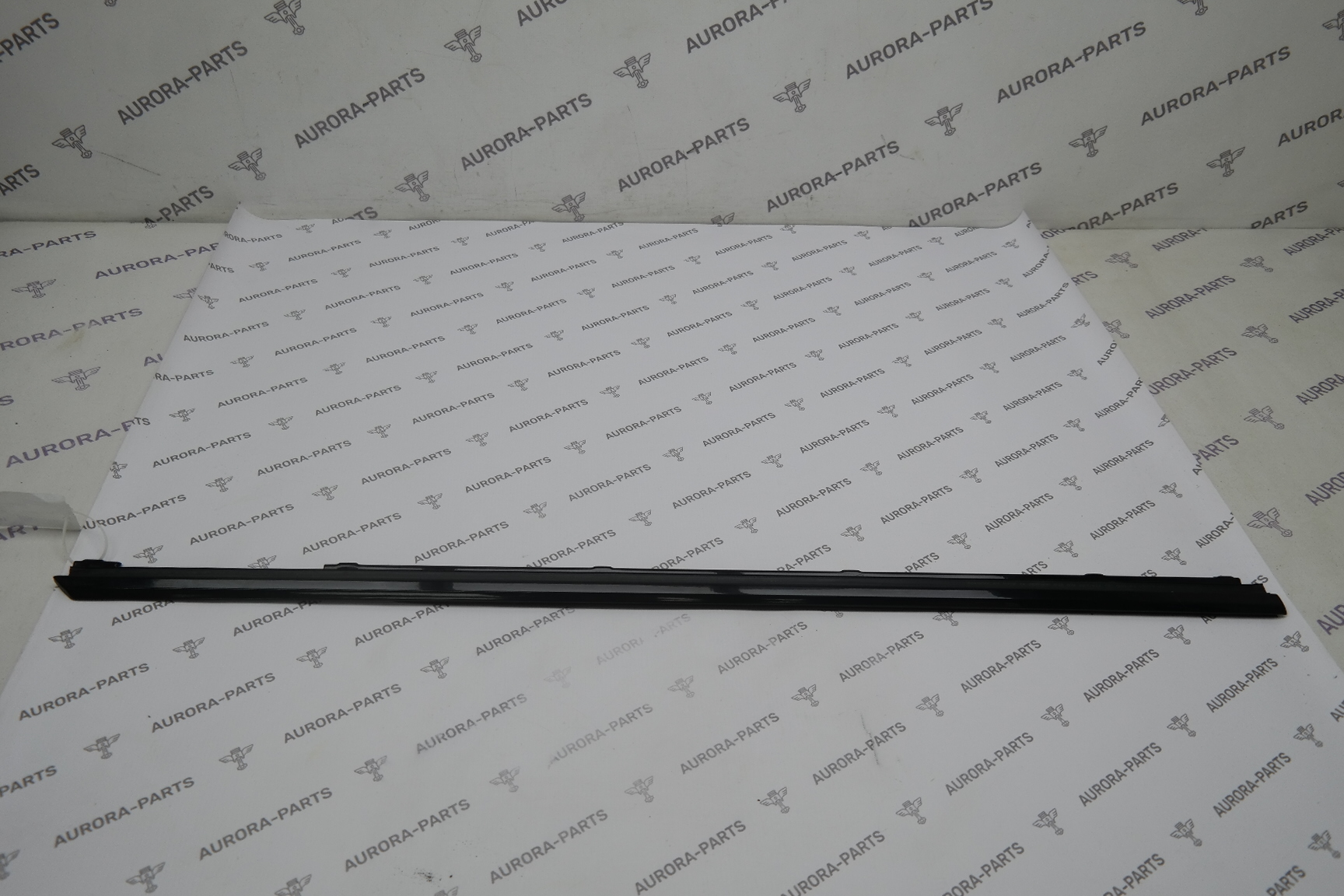 молдинг стекла прадо 150