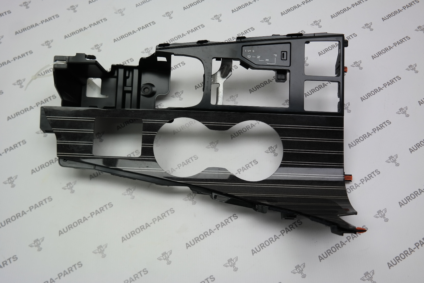 Декоративная накладка центральной консоли Lexus RX