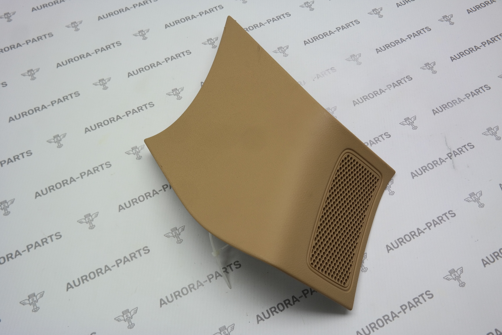 Обшивка стойки D RH Porsche Cayenne