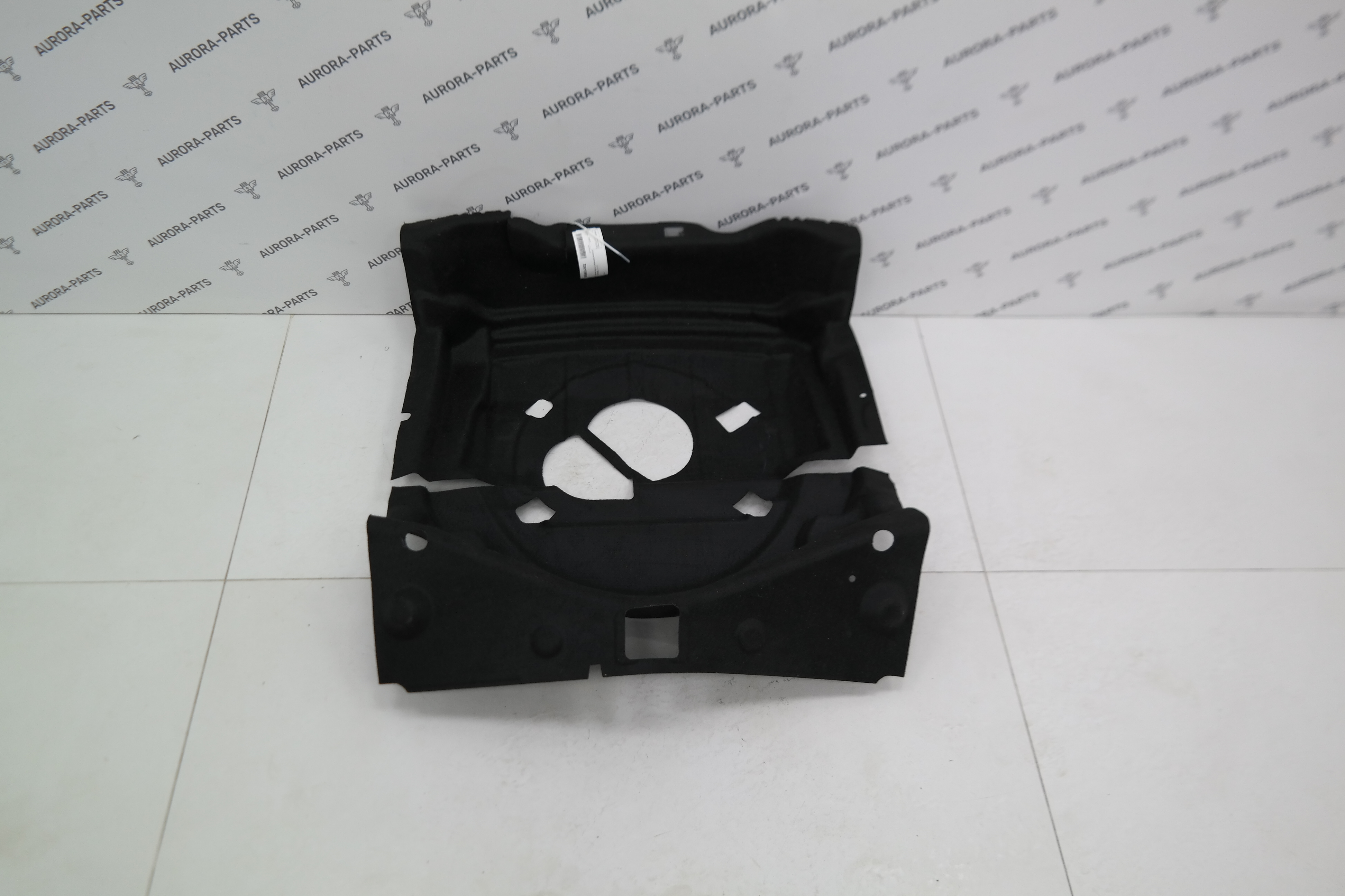 Обшивка ниши запасного колеса Porsche Cayenne