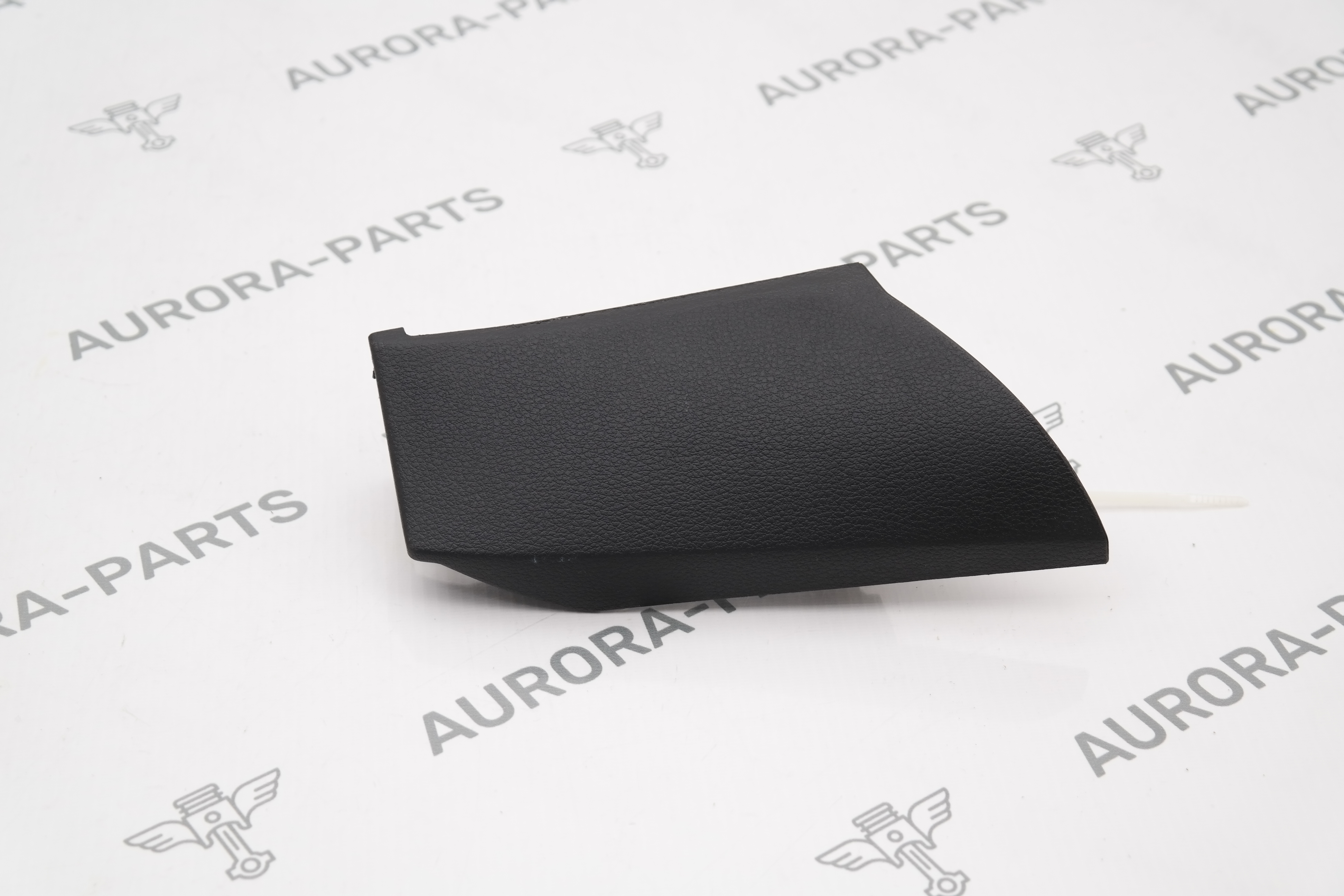 Накладка торпеды RH Audi Q7