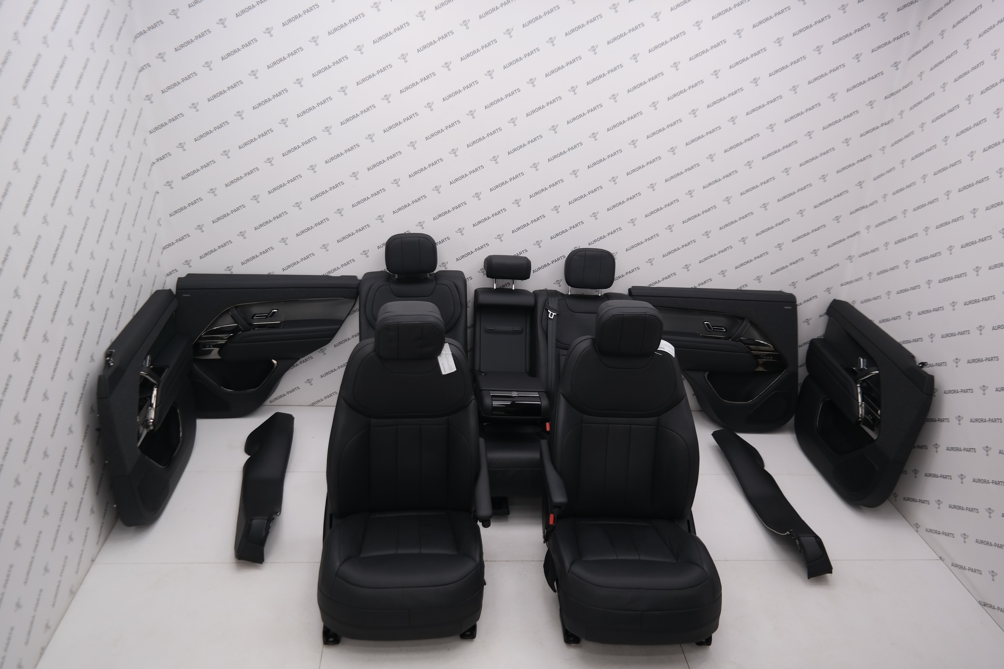 Комплект сидений черная кожа с обогревом + дверные карты Land Rover Range Rover Sport