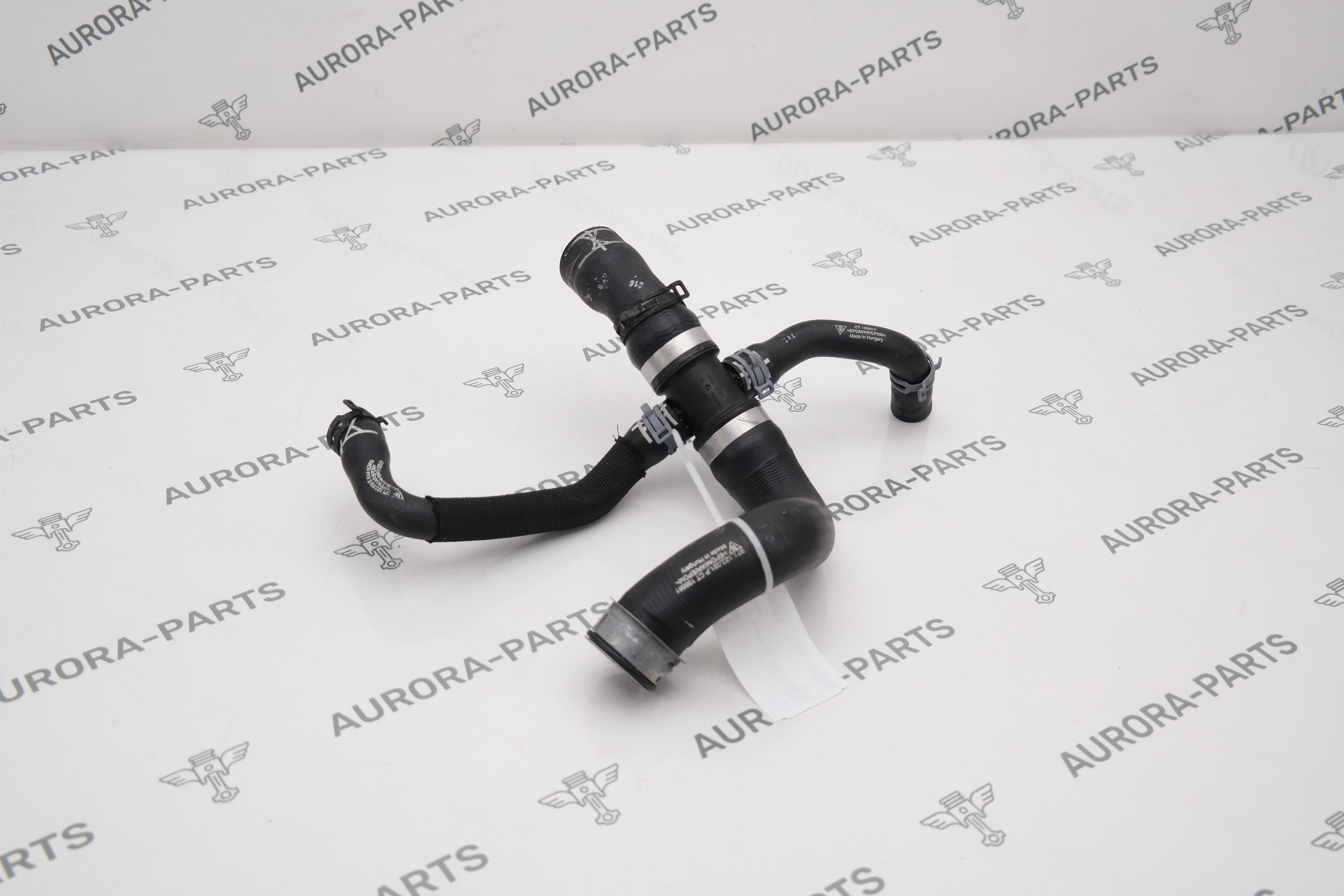 Патрубок системы охлаждения Porsche Panamera