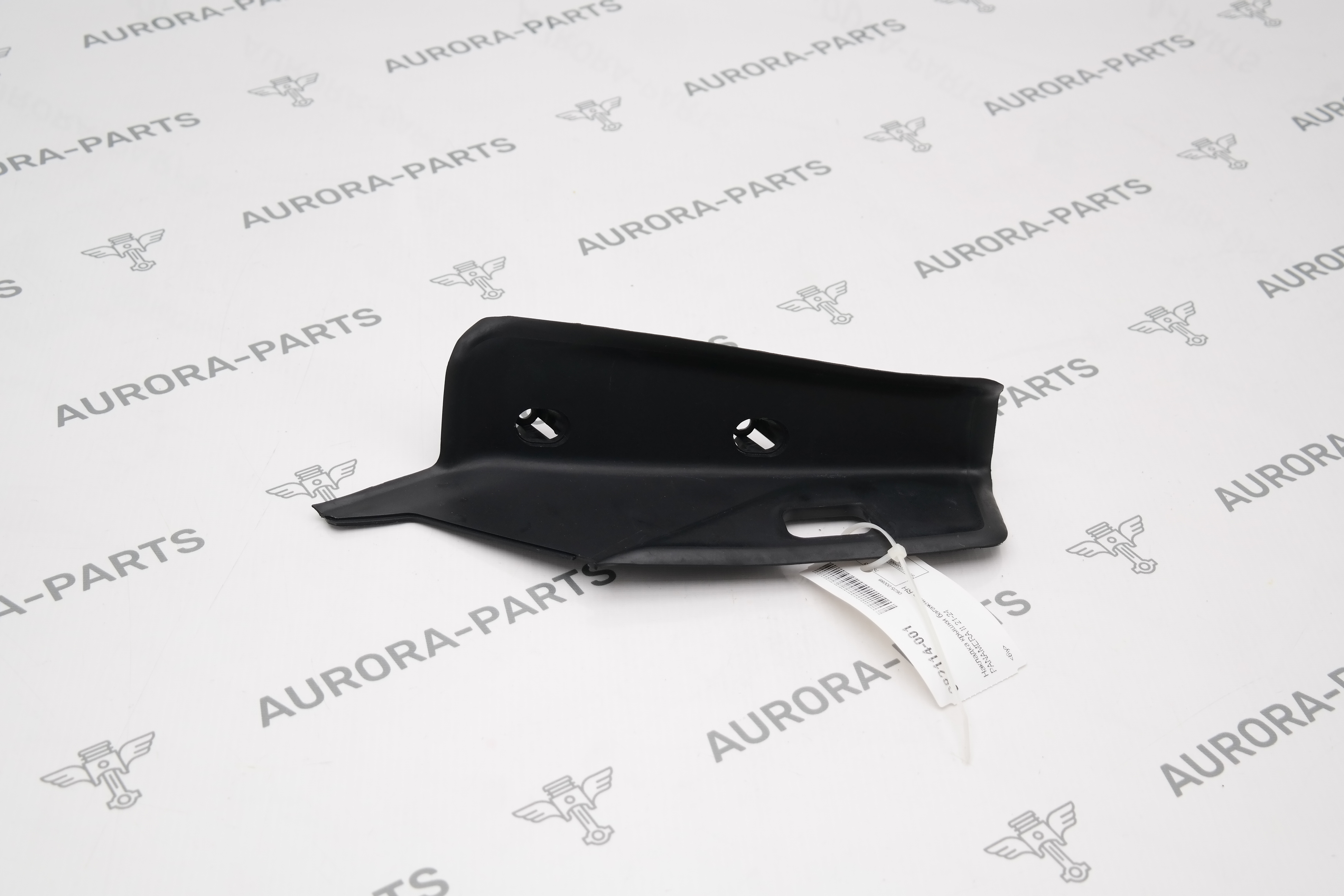 Накладка крышки багажника RH Porsche Panamera