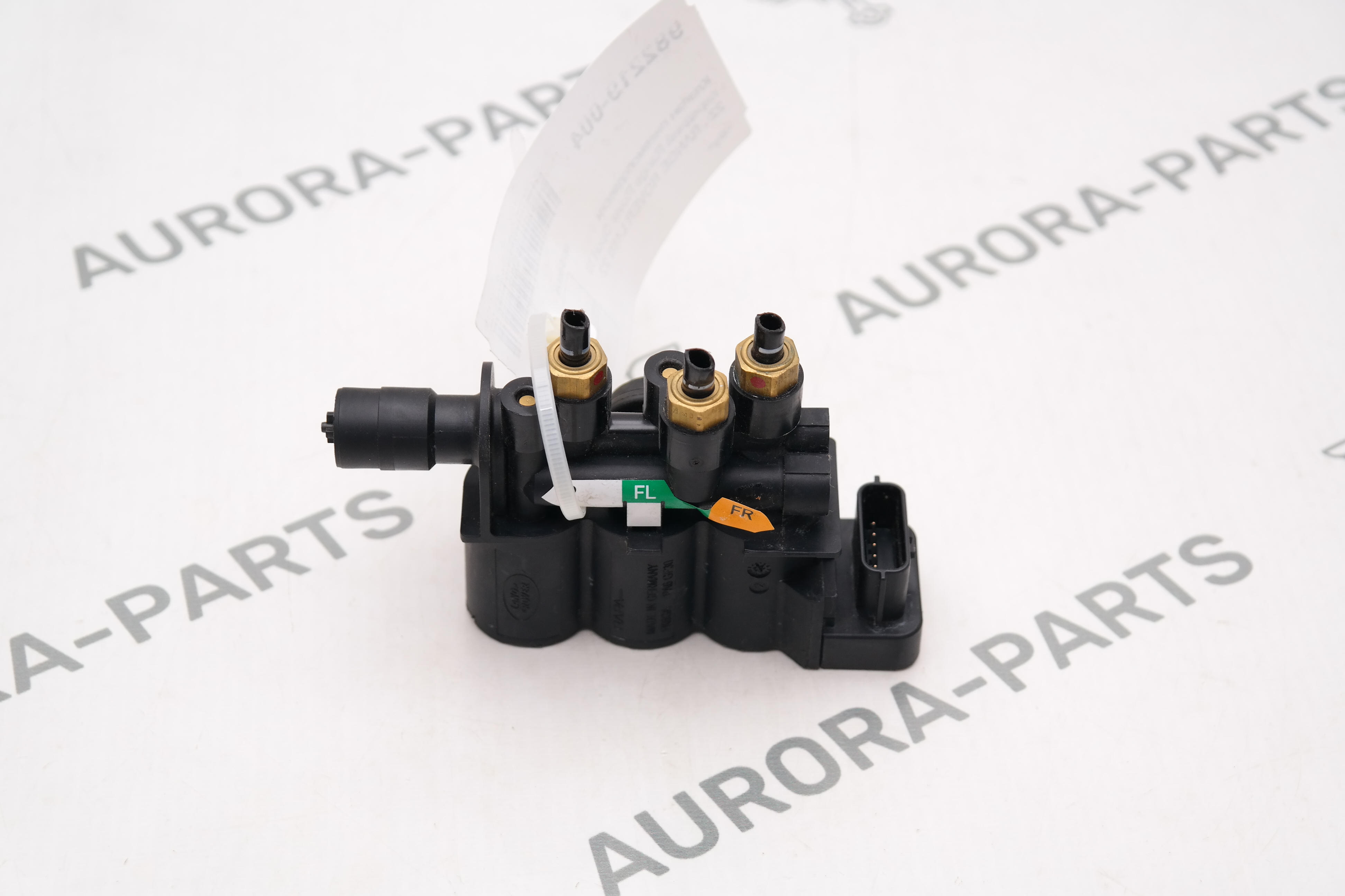 Клапан пневмоподвески передний Land Rover Range Rover Sport