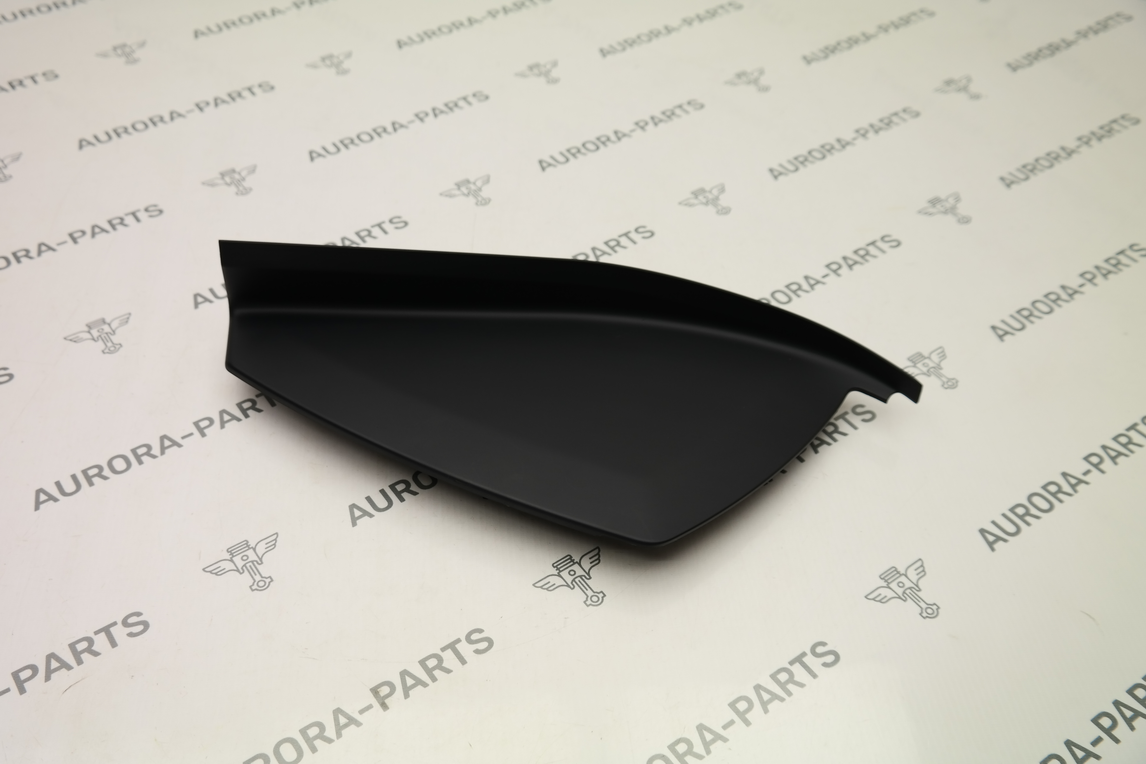 Накладка торпеды LH Land Rover Range Rover Sport