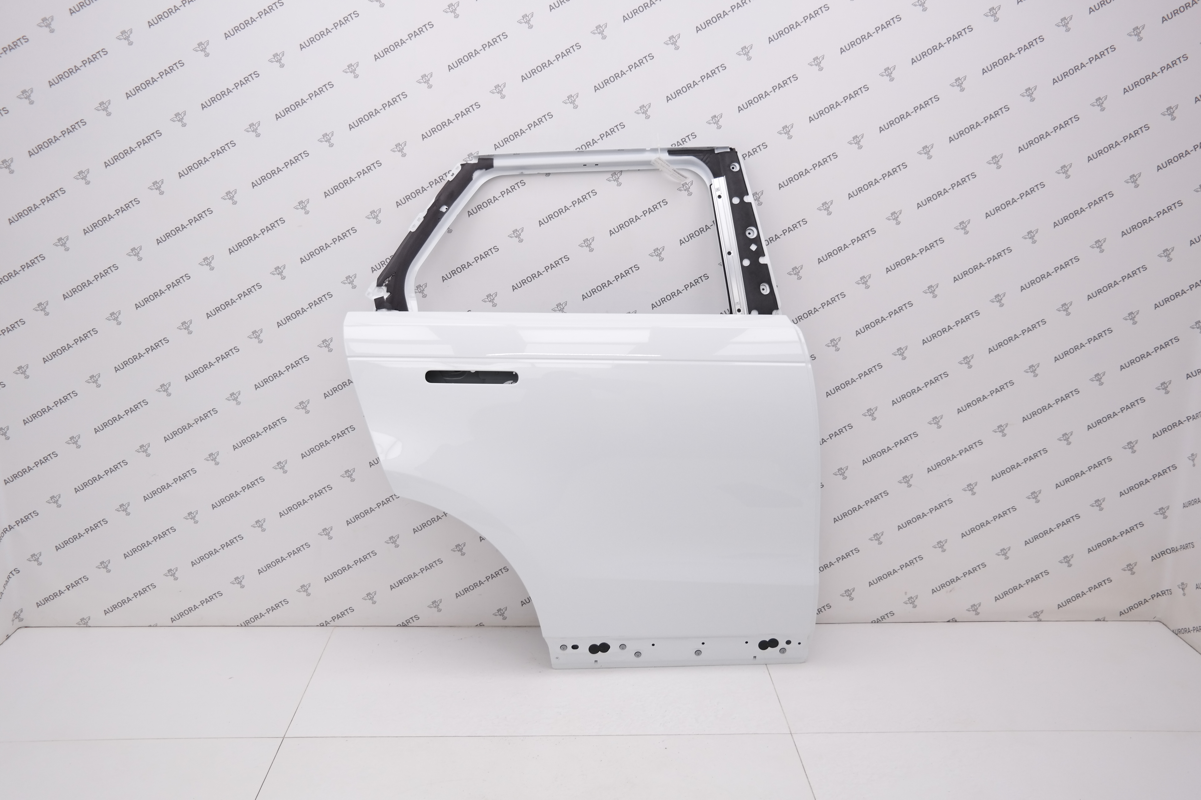 Дверь задняя голая RH Land Rover Range Rover Sport