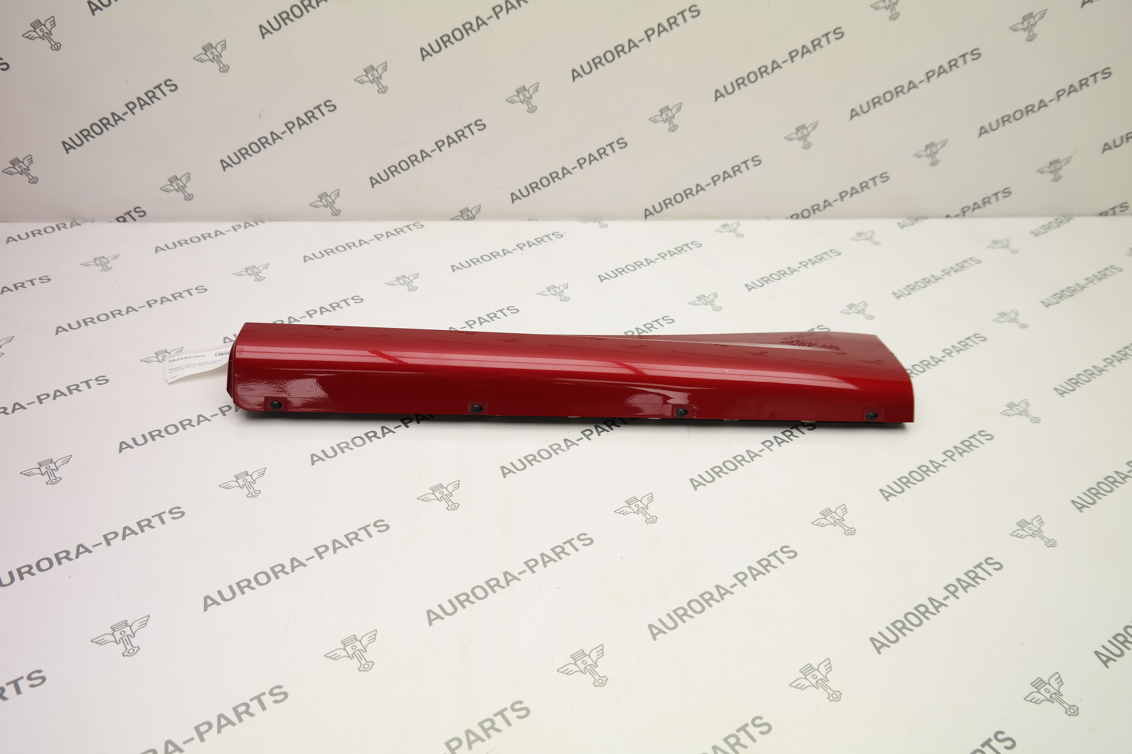 Молдинг задней двери нижний LH Land Rover Range Rover Sport