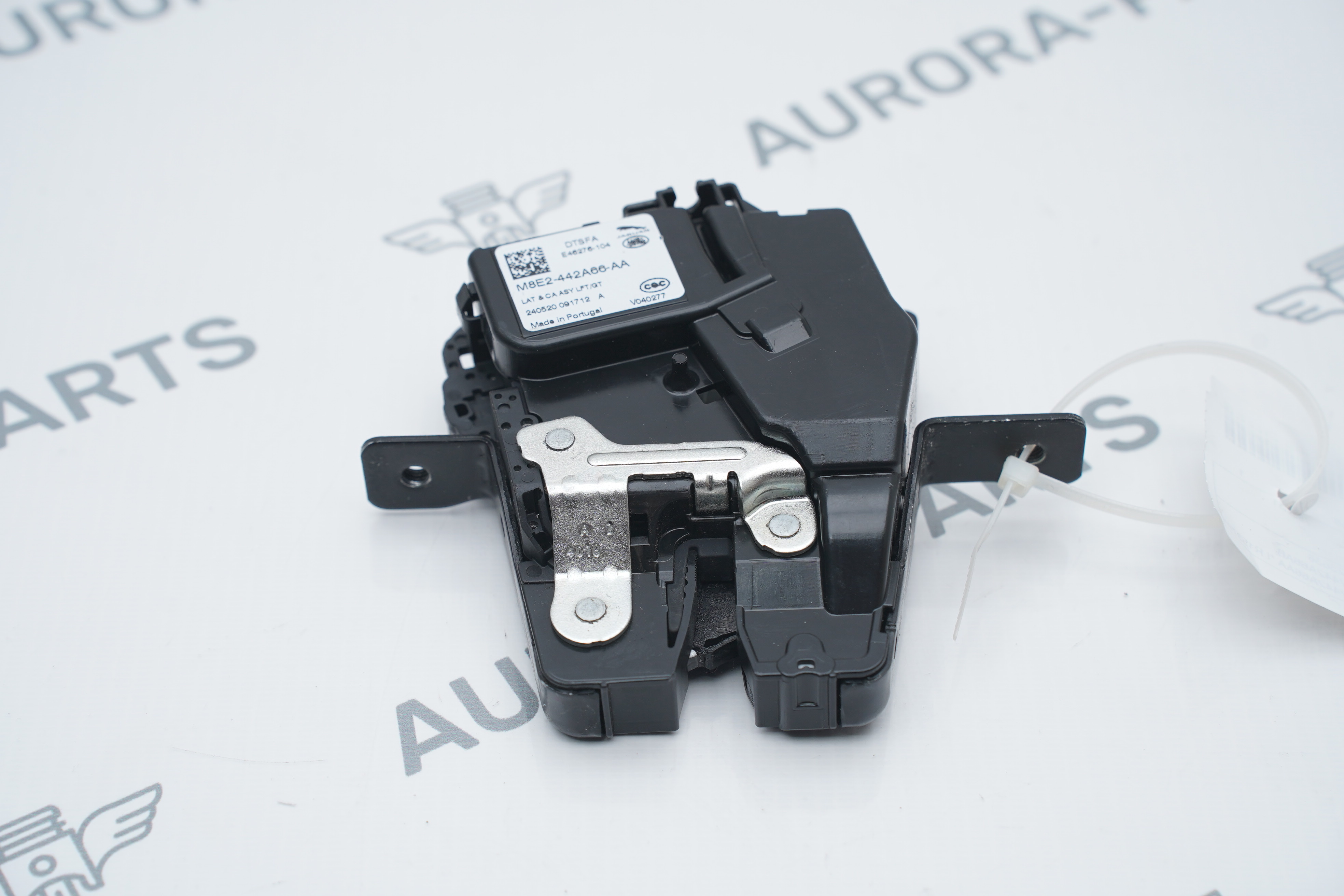 Замок крышки багажника Land Rover Range Rover Sport