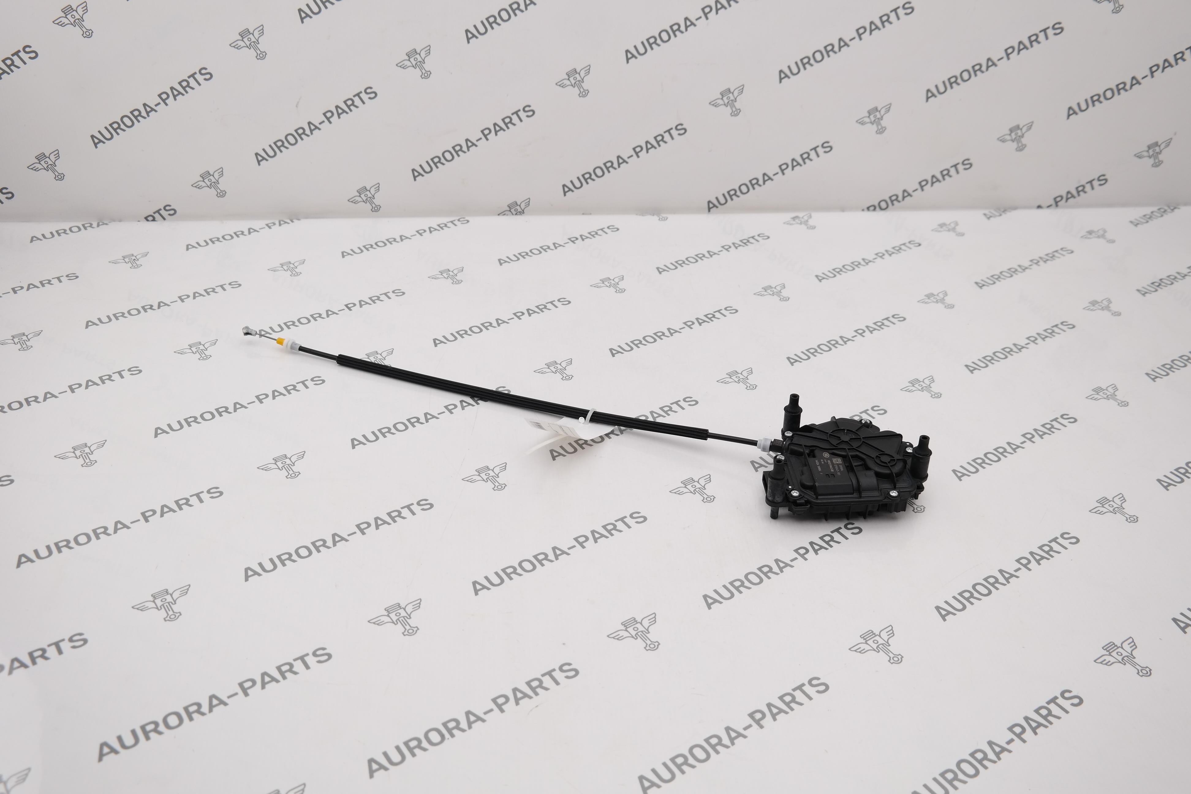 Доводчик задней двери LH=RH Land Rover Range Rover Sport