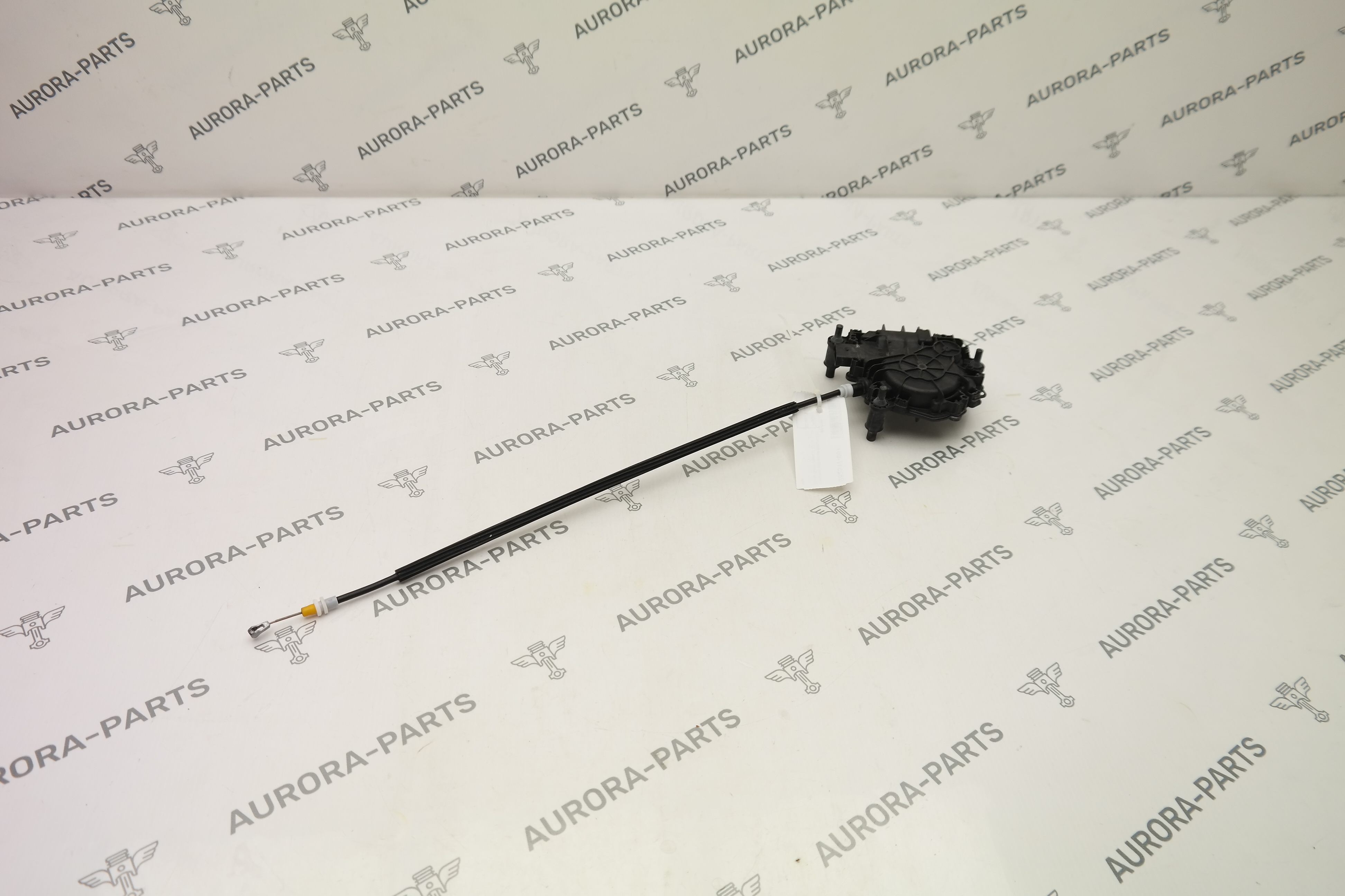 Доводчик задней двери LH=RH Land Rover Range Rover Sport