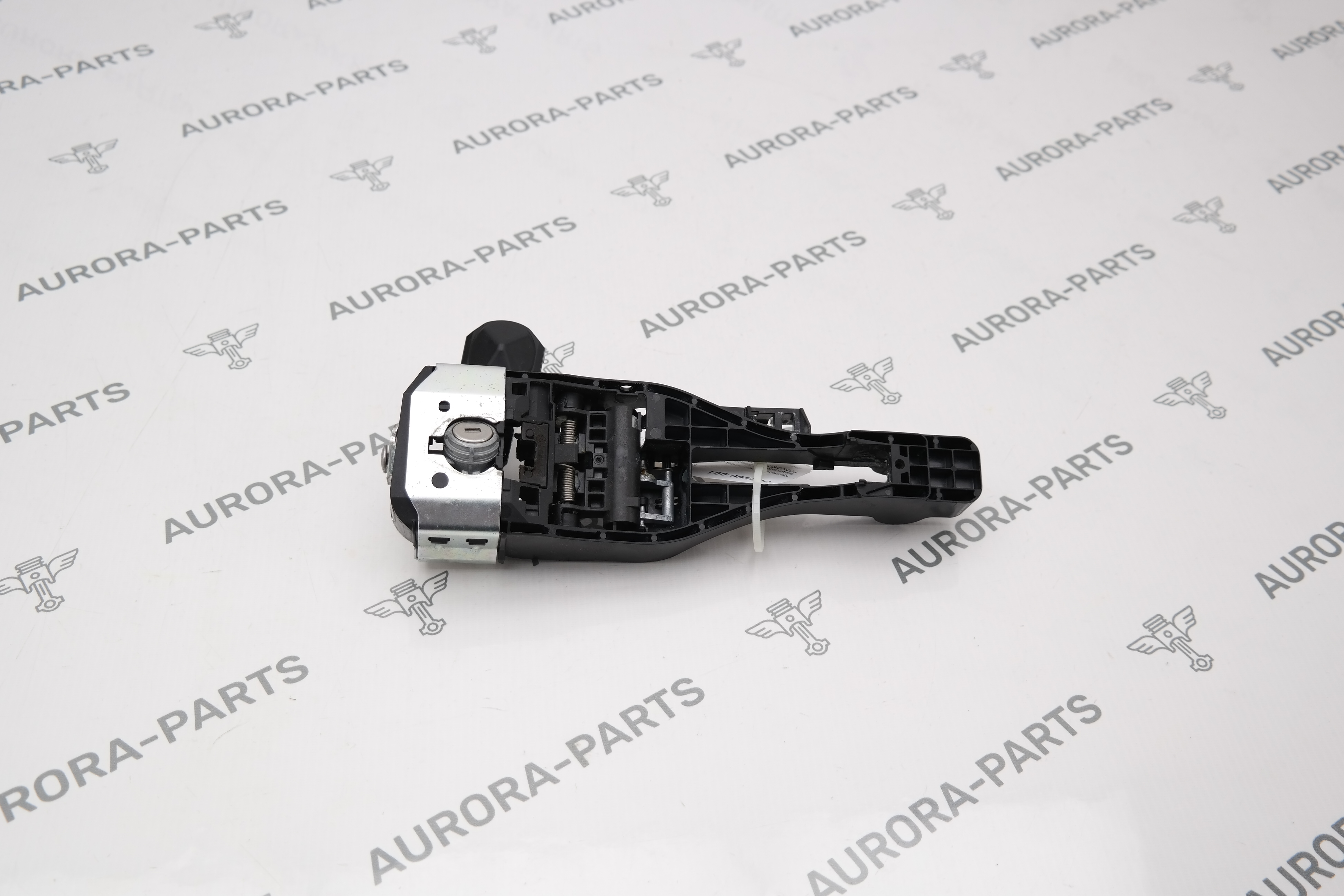 Кронштейн наружней ручки водительской двери LH Porsche Panamera